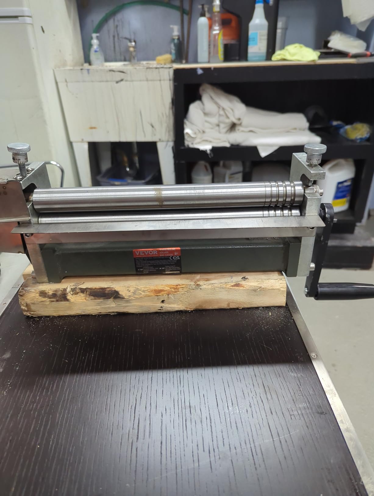 VEVOR Slip Roller, 12.6 inches, Sheet Metal Slip Roll Machine, 20 Gauge Capacity, Rolling Bending Machine with Detachable Rollers, 21 HRC, for Aluminum Alloy Sheet Low Carbon Steel Copper Sheet customer photo 1