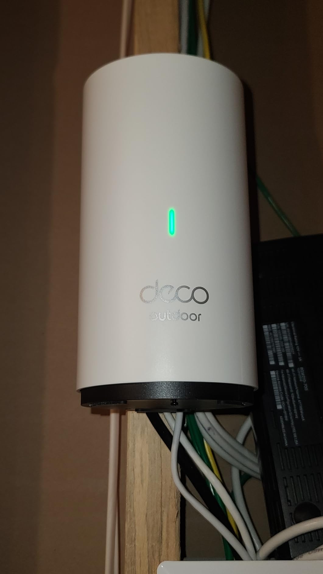TP-Link Deco X20-OUTDOOR AX1800 Dual-Band Wi-Fi 6 Outdoor Mesh WiFi Extender Unit | Up to 2,200 sq.ft | 2 Gigabit PoE+ Ports, Waterproof | 3 Mounting Options | Secure by Design, 1-Pack customer photo 1