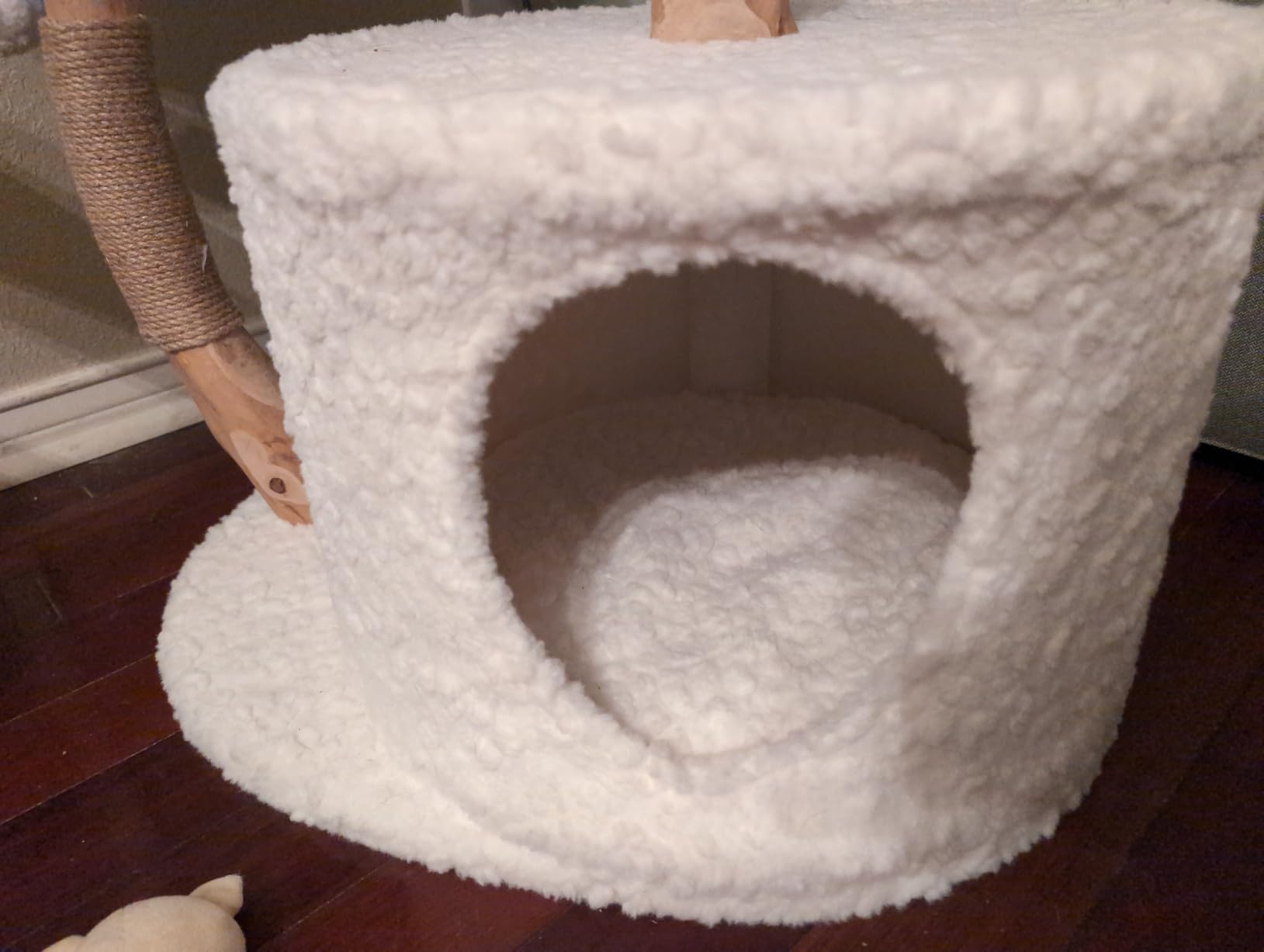 Easyego Modern Cat Tree, 39.9