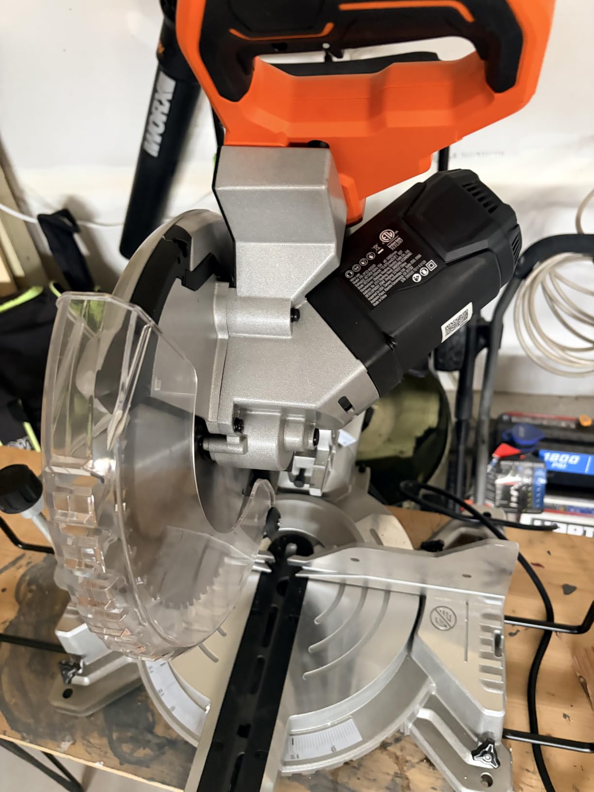 VEVOR Sliding Compound Miter Saw, 12-Inch Blade, 15 Amp Motor, 60-Tooth, Corded Double Bevel Sliding Miter Saw, LED Precision Alignment, Angle Adjustable, for Wood, Composite Decking, Laminates customer photo 2