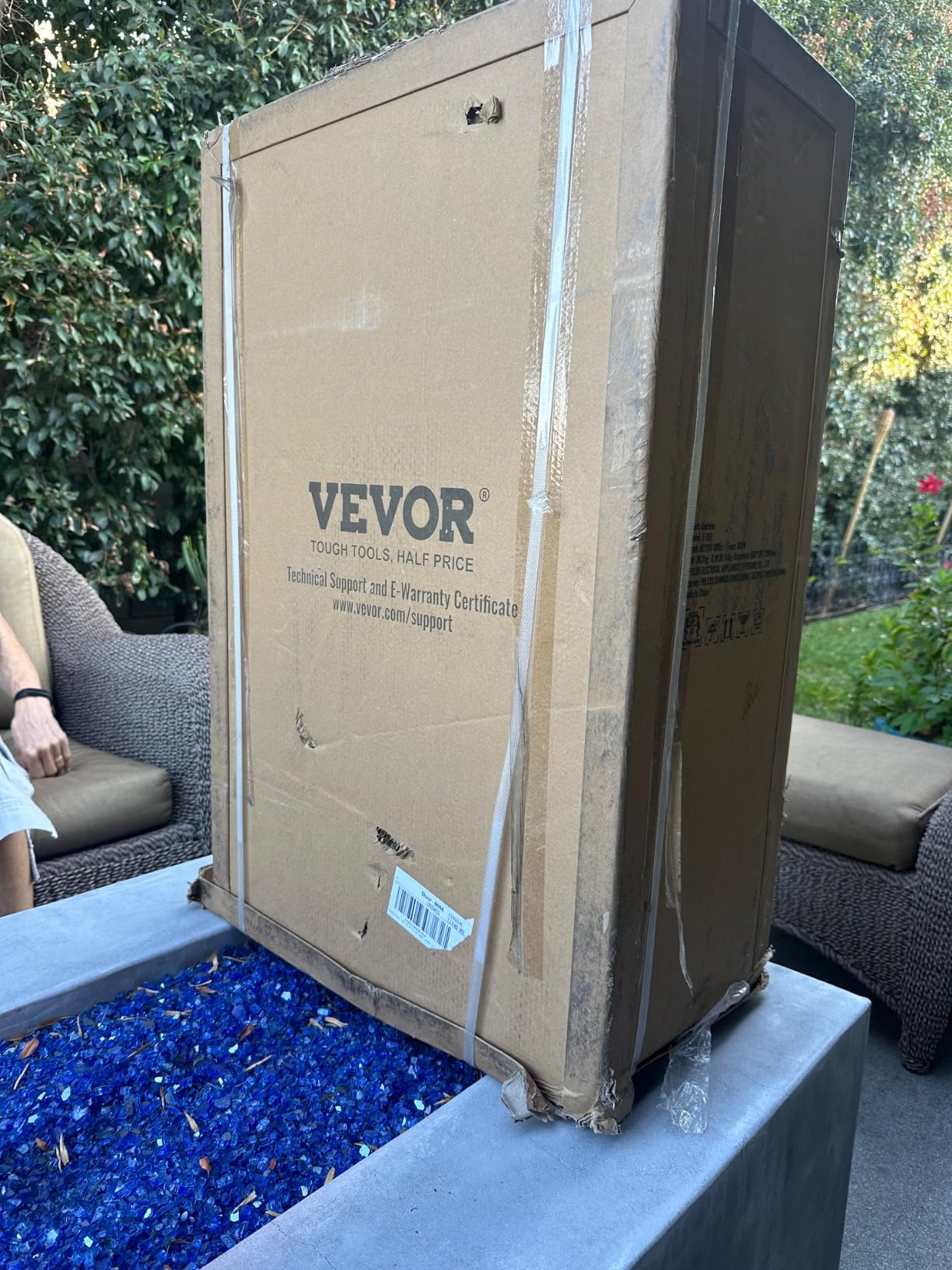 VEVOR Commercial Frozen Drink Maker, 15Lx2 Double Tank Slushy Machine, 120 Cups Stainless Steel Margarita Smoothie Frozen Drink Machine, Slushie Maker for Home Party Restaurants Cafe Bars customer photo 2