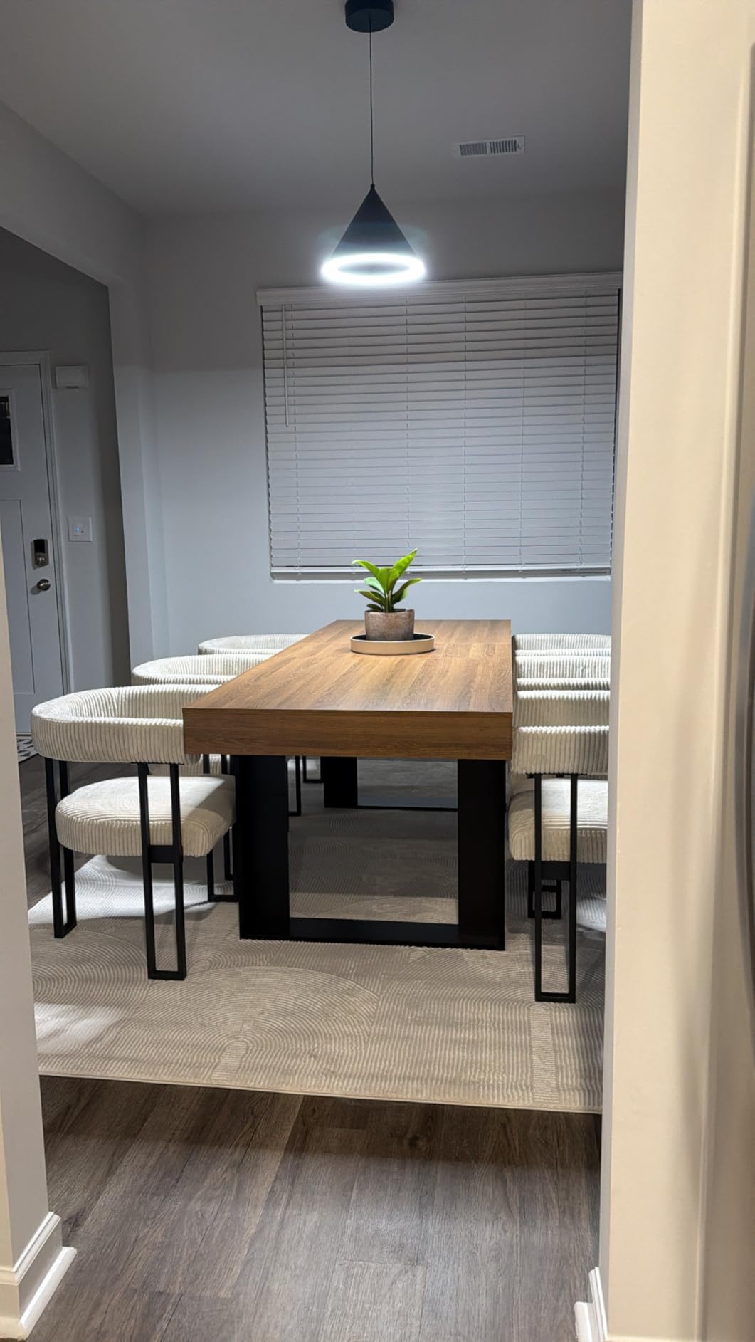 71-87 Inch Extendable Dining Room Table, Rustic Wooden Kitchen Table 6-10 | STHOUYN Expandable Dining Table, Farmhouse Rustic Style, Rectangular Wooden Top, Seats 6-10, Brown Kitchen or Dining Room customer photo 2