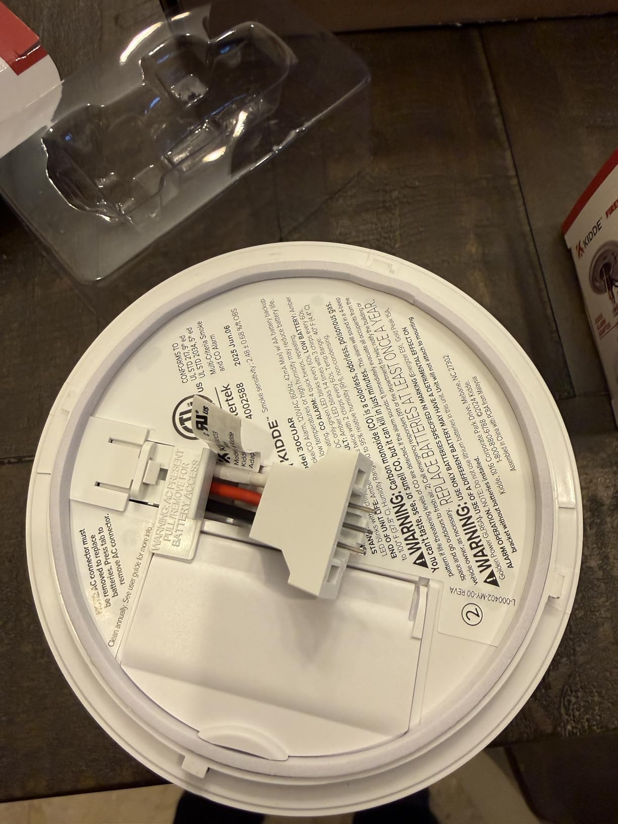 Kidde Smoke & CO Detector, Hardwired & AA Battery Backup, 30CUAR, 3 Pack customer photo 1