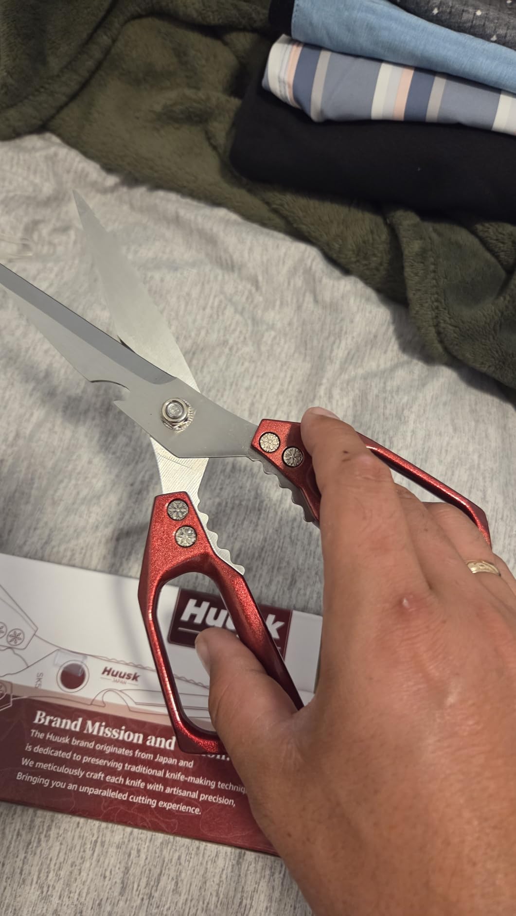 Huusk Kitchen Scissors for Food - Multifunction Kitchen Shears All Purpose customer photo 1