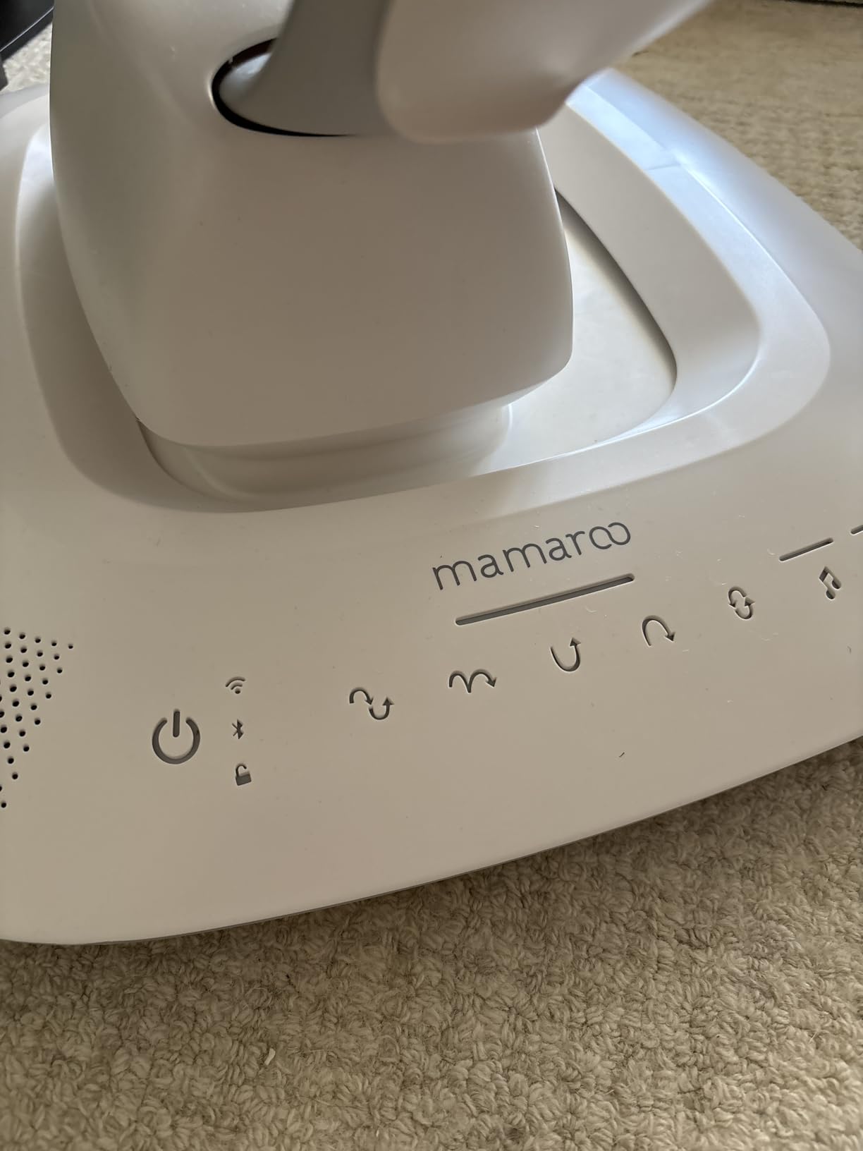 UPPAbaby Mamaroo Smart Swing with MotionSync & Newborn Insert - Charlie customer photo 1
