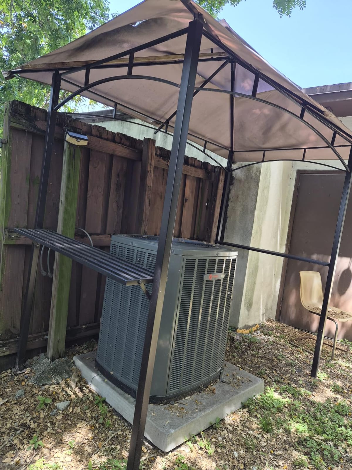 Aoxun Premium Gazebo with Aluminum Frame & Polycarbonate Panel 8’x5’, Black customer photo 2