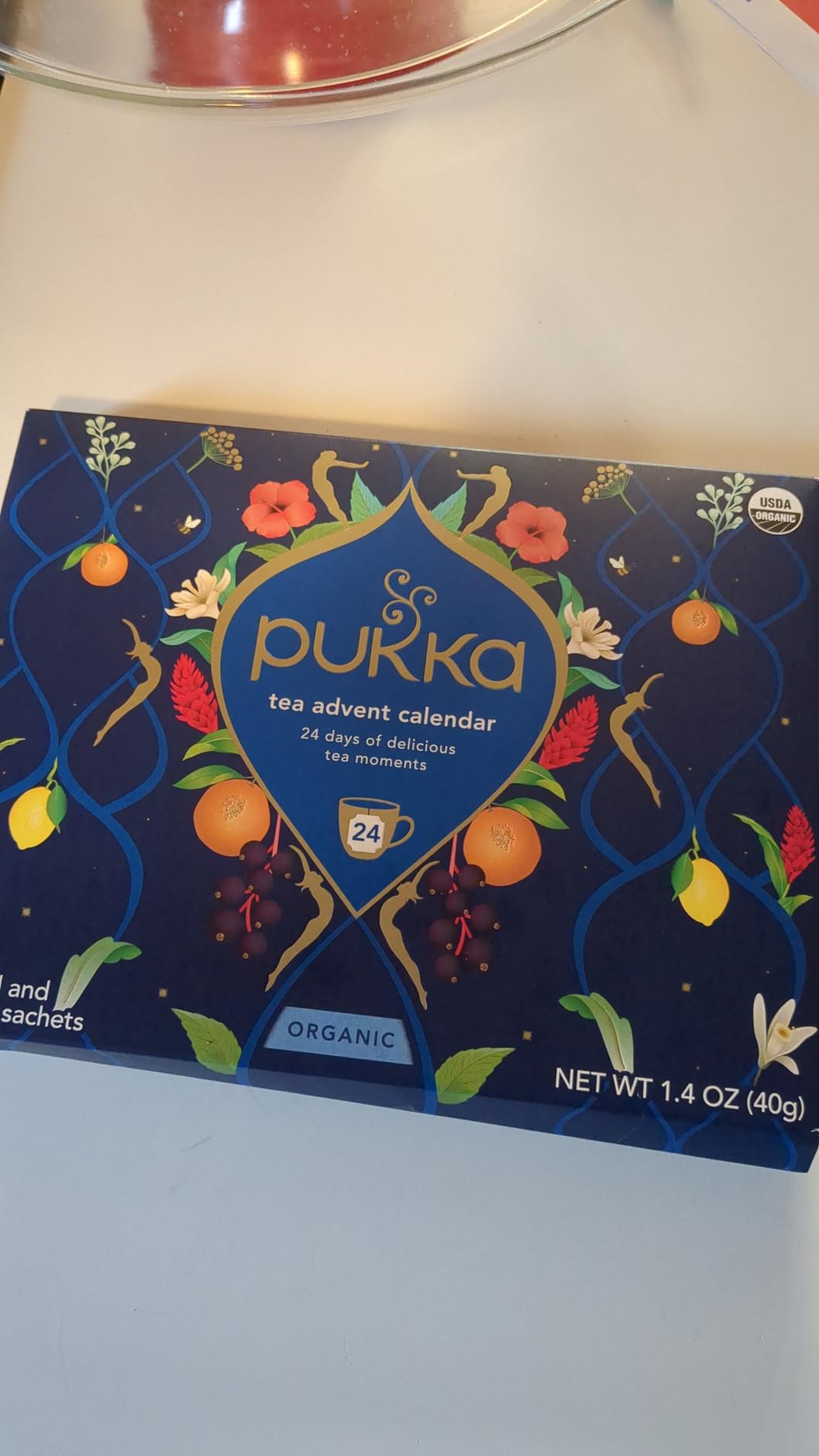 Pukka Christmas Tea Sampler Advent with Black and Green Teas, 24 Tea Bags customer photo 1