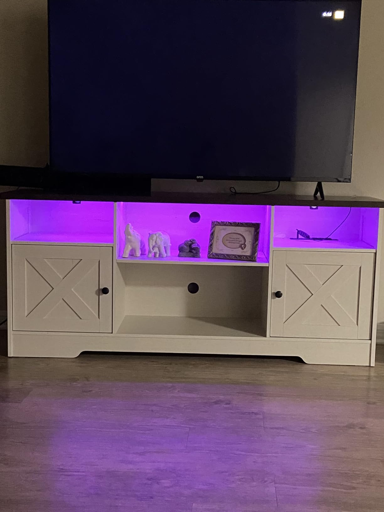 Casaottima TV Stand for 65 Inch TV, Entertainment Center, White customer photo 2