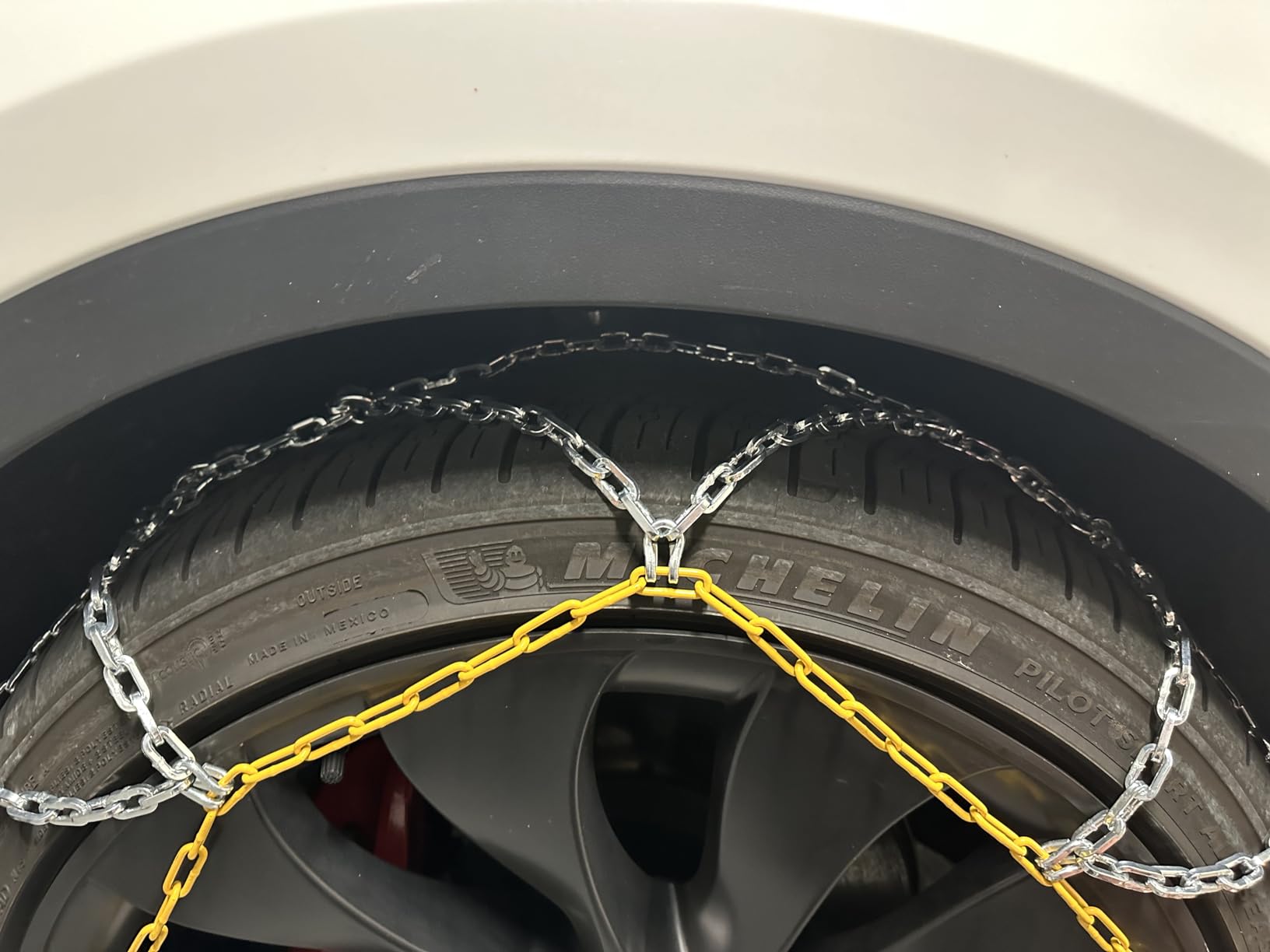 DEDC Auto Lock Y-type Snow Tire Chain for SUV Pickup truck 275 285 295 305 customer photo 1