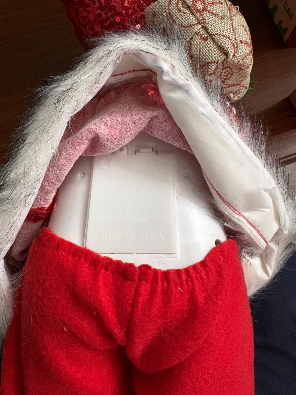 Gfilay 18 Inch Animated Santa Claus Figurine with Music and Movement customer photo 1