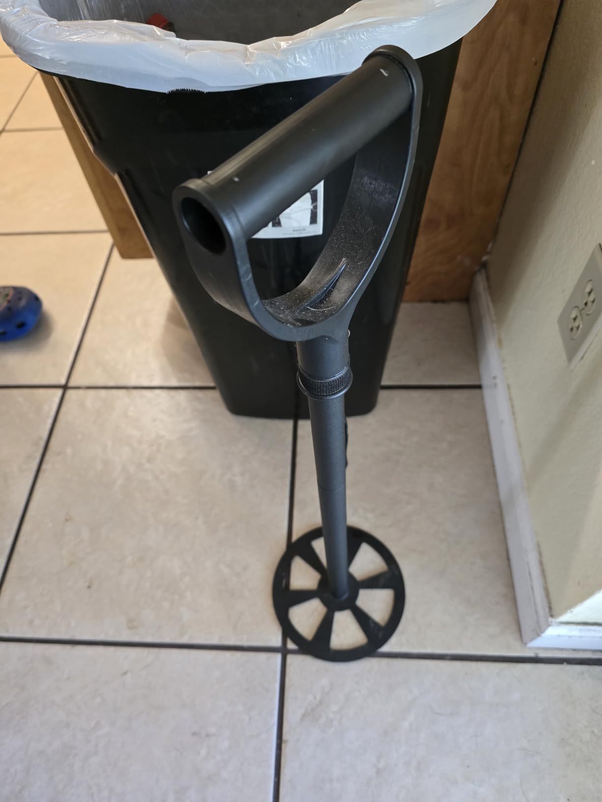 Manual Trash Compactor for Kitchen, 25.5 inch Metal Trash Can Compressor customer photo 2