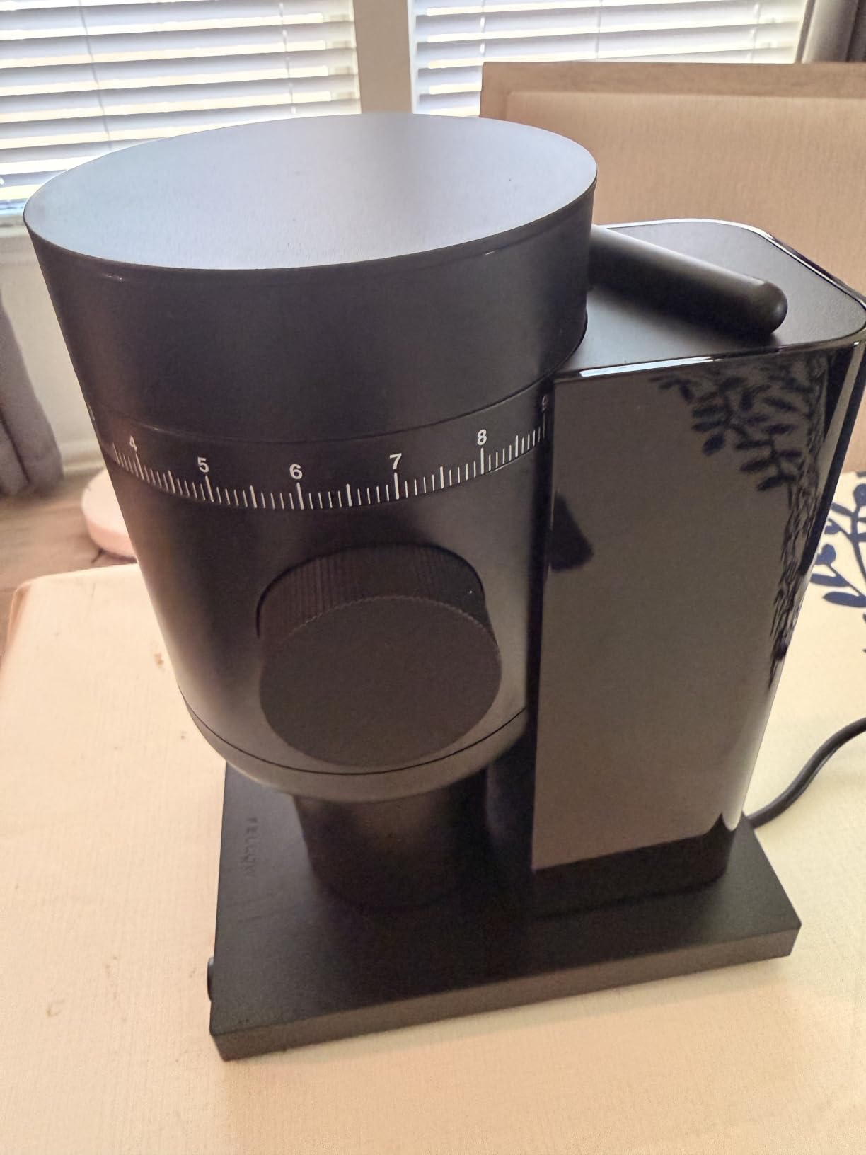 Fellow Opus 2 Conical Burr Grinder - Electric Coffee Grinder for Home Use, 48 mm Burrs, Stepless Grind Adjustment, Espresso to Cold Brew Range, Anti-Static, Auto Stop, Black customer photo 2