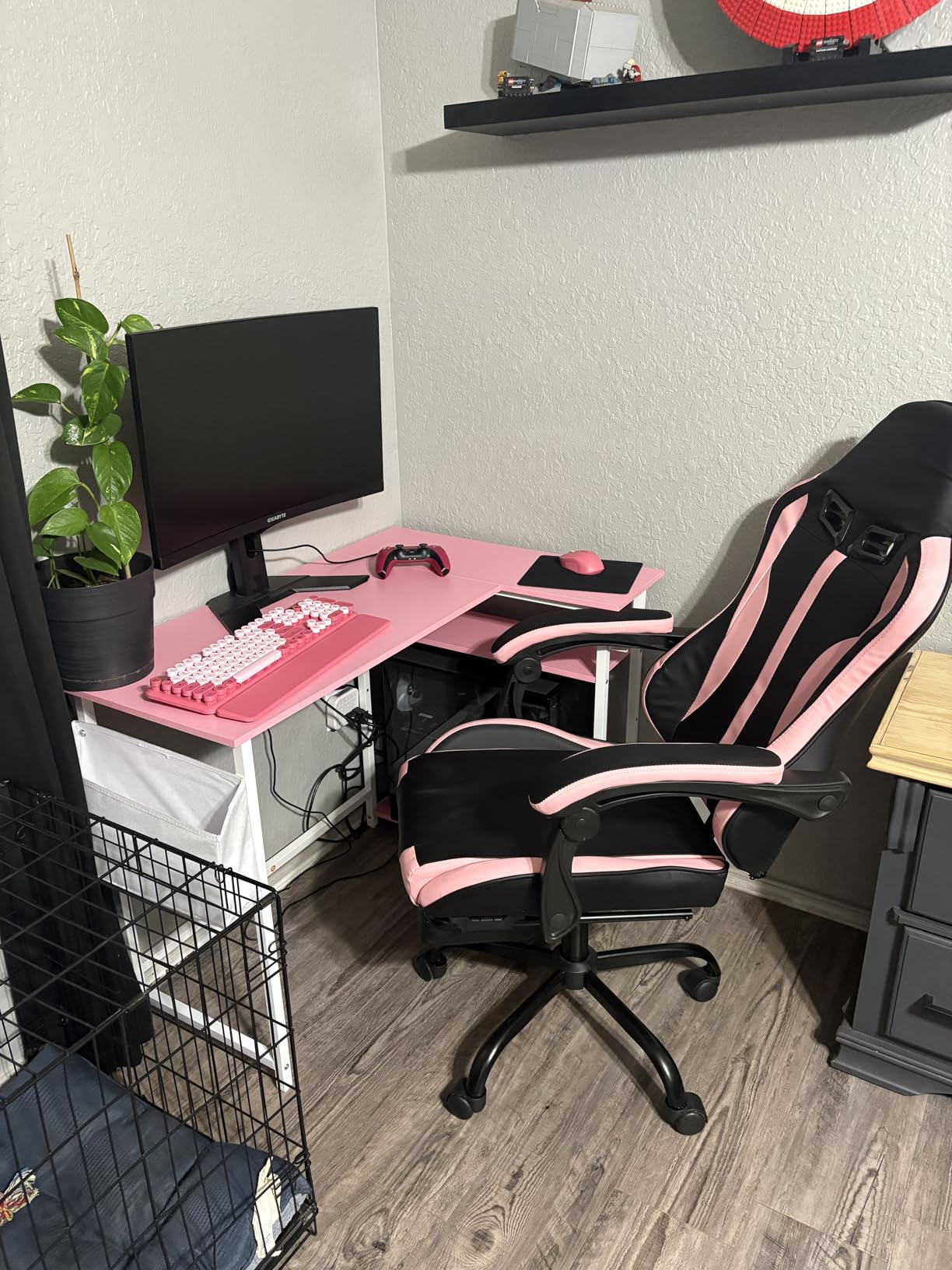 Pamray 40 Inch L Shaped Computer Desk with Reversible Side Storage Shelves, Small Corner Desk for Small Space Home Office, Writing Study Table PC Desk for Bedroom, Black customer photo 1