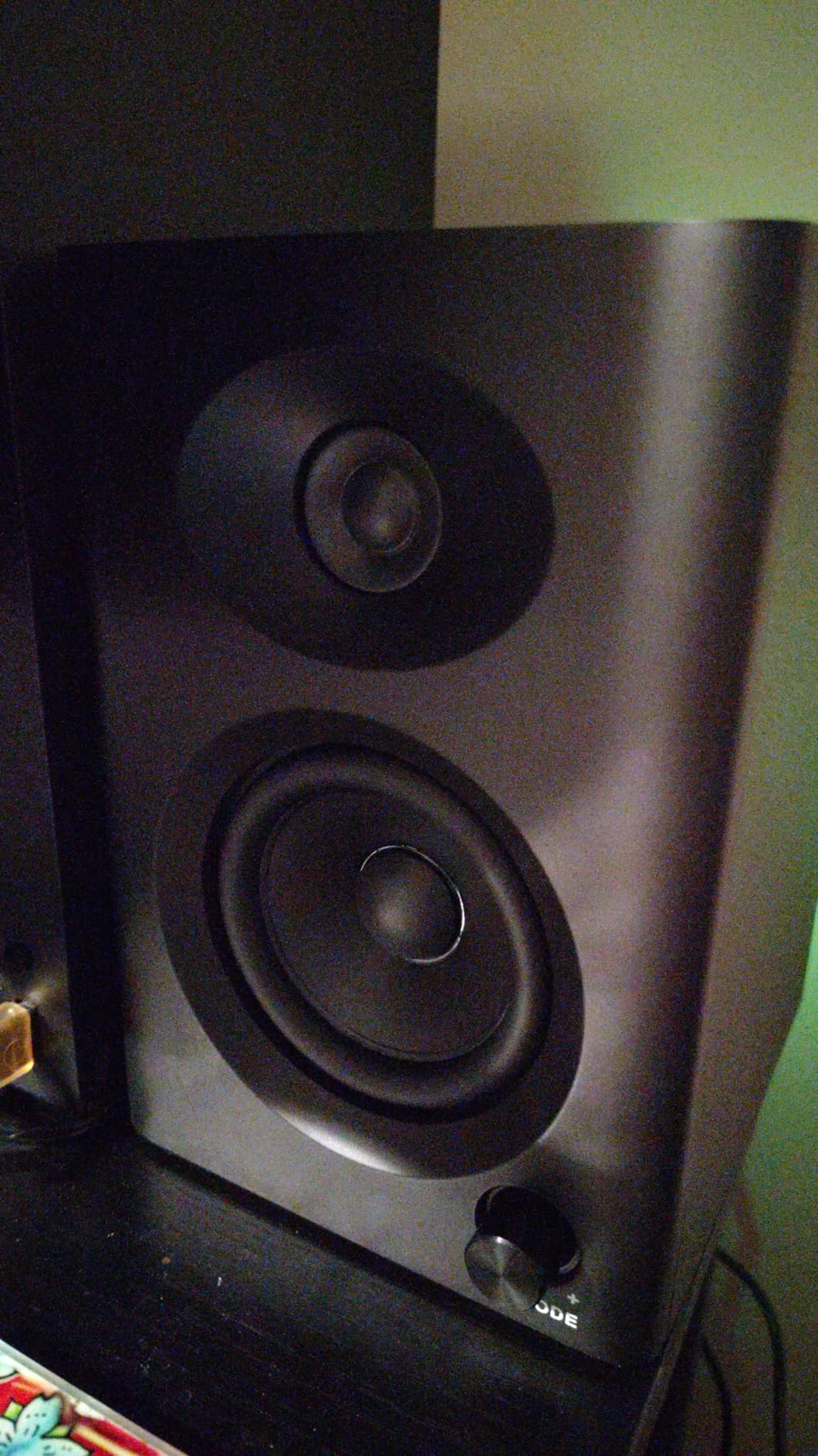 Powered Computer Speakers for Desktop PC and Music, Black Pair customer photo 2