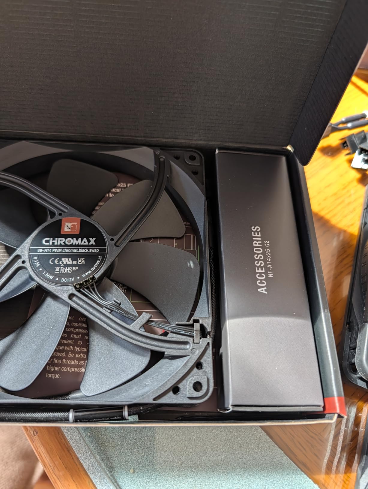 Noctua NF-A14x25 G2 PWM chromax.Black, High-Performance Quiet Fan 140mm | High Airflow & Static Pressure, Low-Noise 25mm Thick Fan, for Coolers/Radiators/Cases, Rich Accessory Kit, 1500rpm 4-Pin PWM customer photo 1