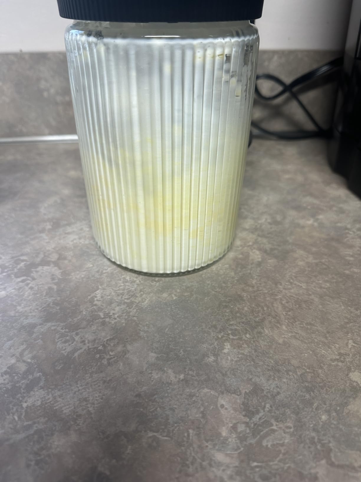 IFOLO Electric Butter Churn – One-Touch Butter Maker in 5–10 Mins, 34oz Glass Jar with High-Speed Brushless Motor, High-Speed Mixing for Creamy Results customer photo 1