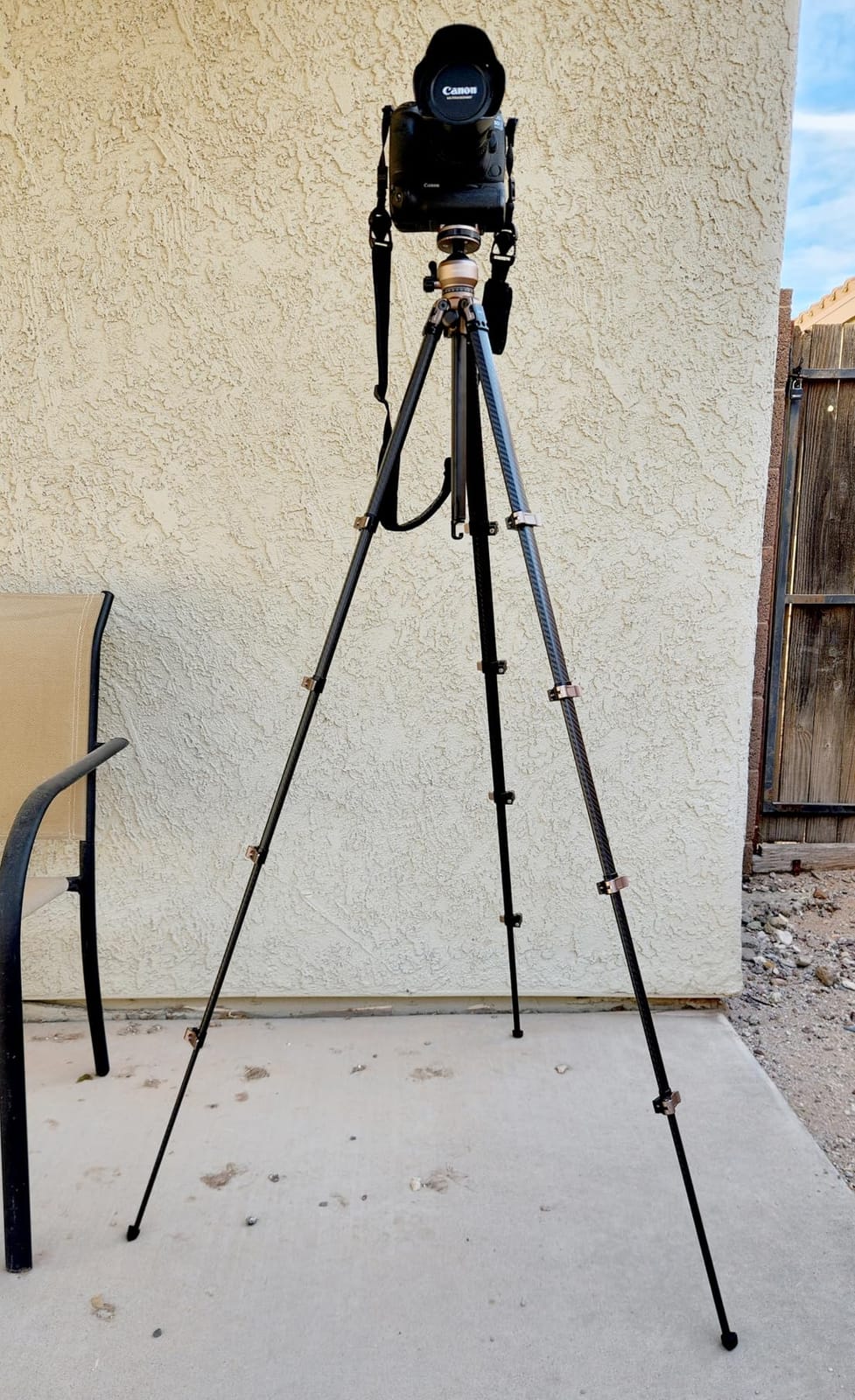 NEEWER LITETRIP LT39 Carbon Fiber Travel Tripod, Pan Tilt Ball Head customer photo 2