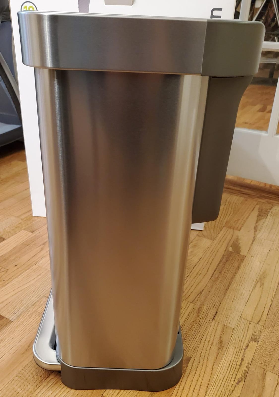 simplehuman Step Recycler, 90L / 23.8 Gallon Dual Compartment Kitchen Trash Can, 150,000-Step Steel Pedal, Lid Shox® Technology, Liner Rim System, Liner Pocket®, Brushed Stainless Steel customer photo 1