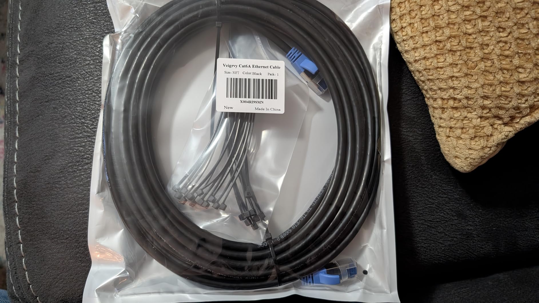 Cat6A Outdoor Ethernet Cable 100 ft Supports POE, 23AWG 550MHz High-Speed CAT6A Cable Direct Burial Waterproof, Internet Cable LLDPE Outer UTP UV LAN Network Ethernet Cord with 20 Cable Ties customer photo 1