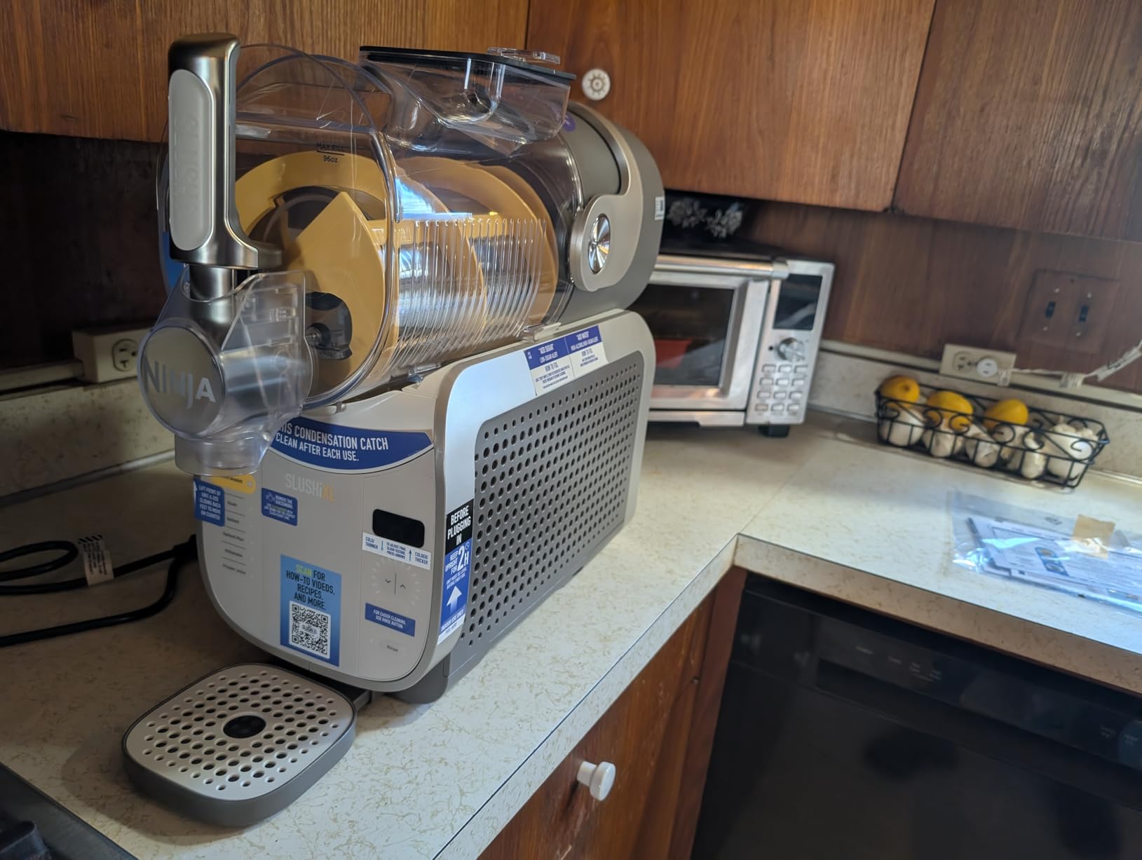 Ninja SLUSHi XL Smart Frozen Drink Maker and SLUSHi Machine, with SlushAssist Technology, 128 Oz Capacity, Sodas, Margaritas, Frappes, Milkshakes and More, Crema, FS601BR | SMARTER Slushing, BETTER Hosting, No ice needed, SlushAssist Technology, XL 128 oz vessel, 10+ servings customer photo 1
