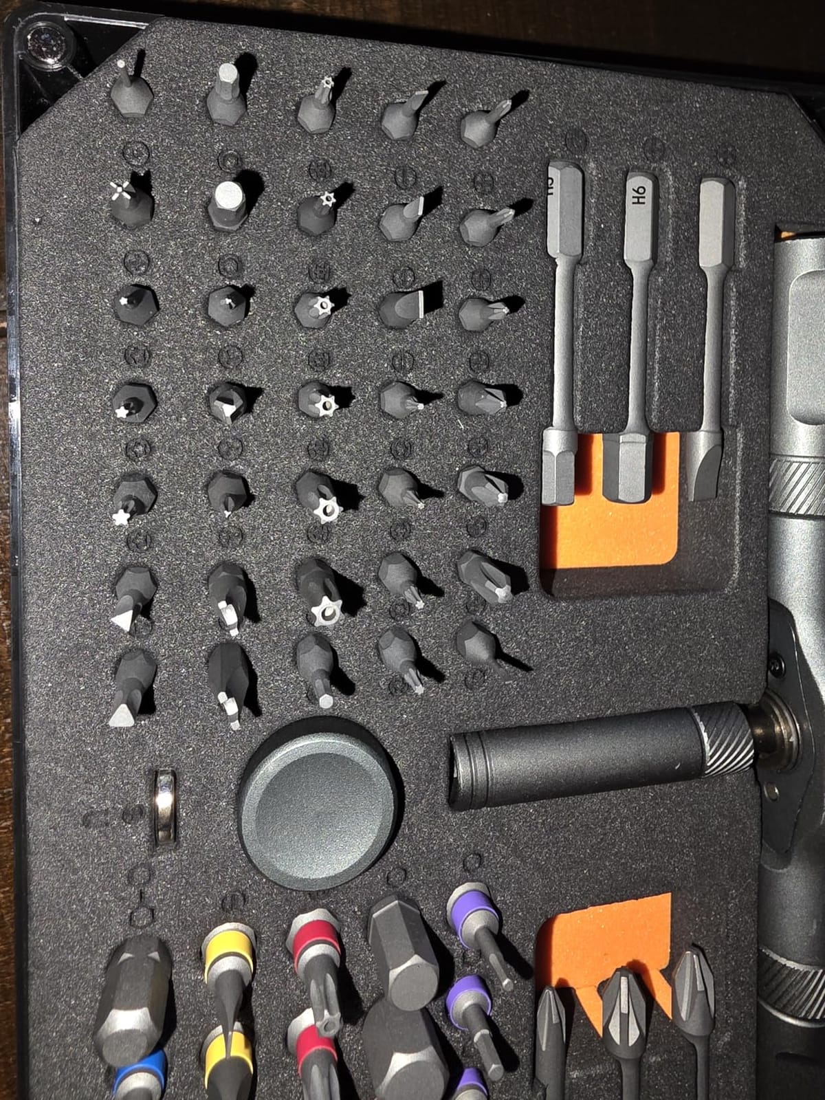 LIFEGOO Ratchet Screwdriver Set: 71 in 1 Magnetic Screwdriver Sets customer photo 1