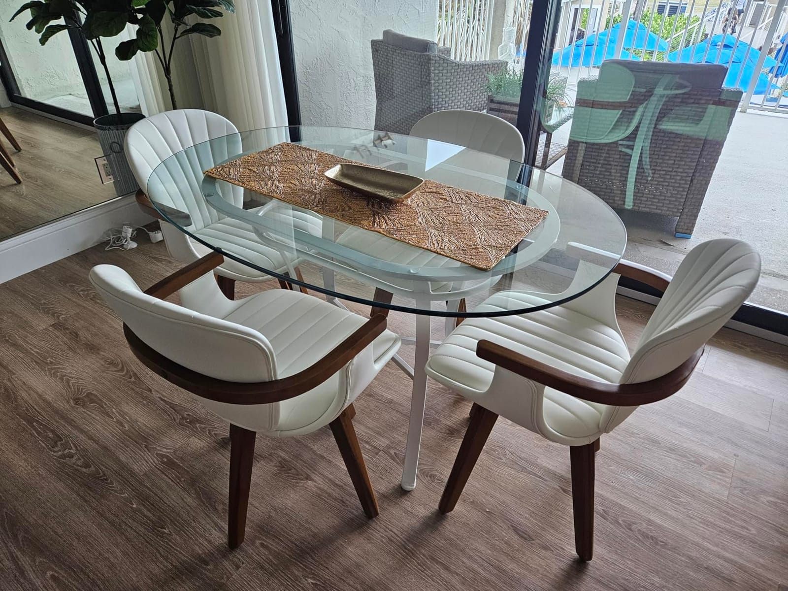 LUNLING Swivel Dining Chairs, Mid Century Modern Gray Fabric+Faux Leather Kitchen Chairs with Arms,Bamboo Legs Side Chairs No Wheels,Accent Chair for Dining Rooms and Offices,Gray Fabric,1PCS customer photo 1
