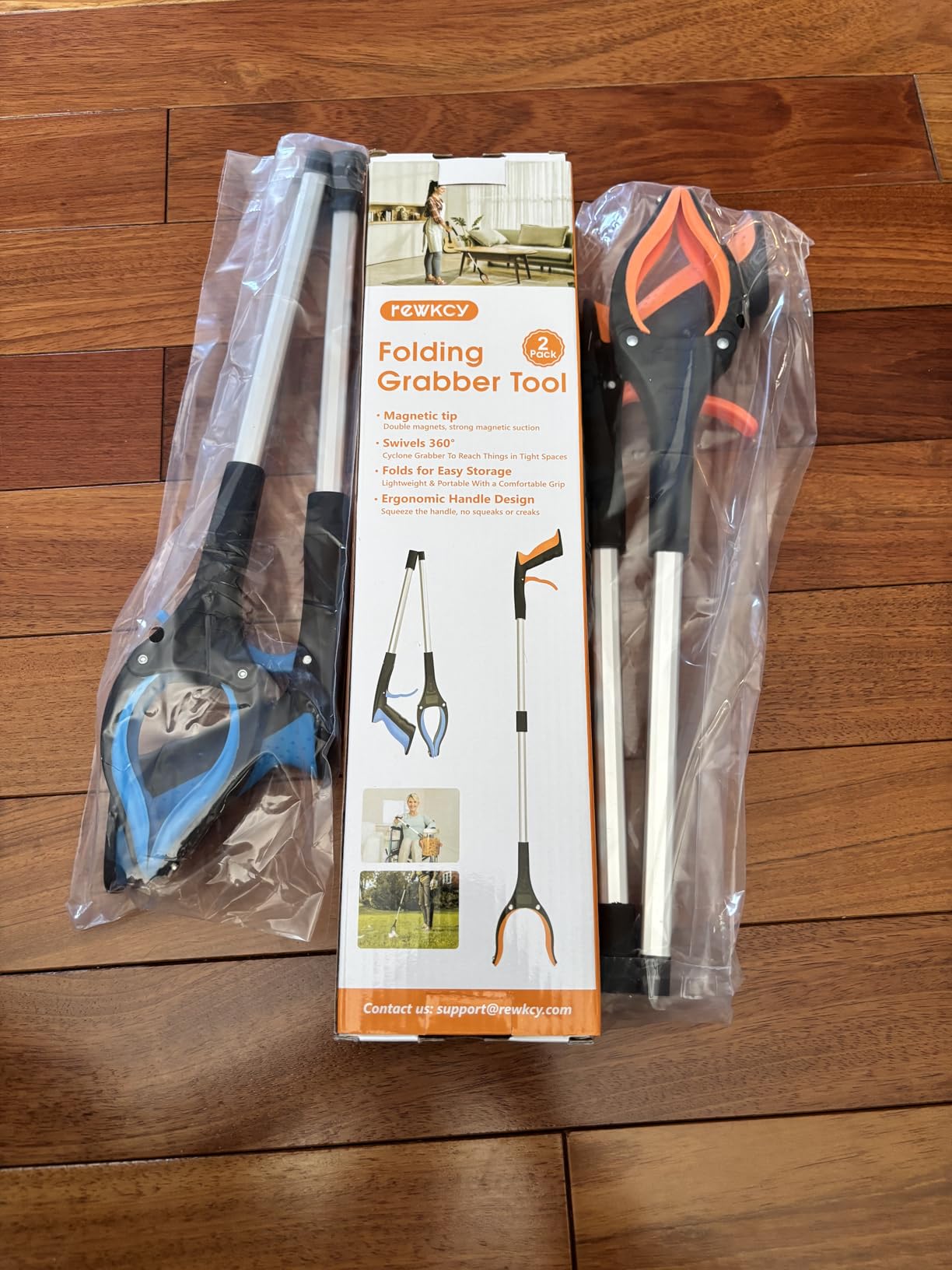 Extra Long Grabber Reacher Tool 51 Inch, Grabbers for Seniors customer photo 2