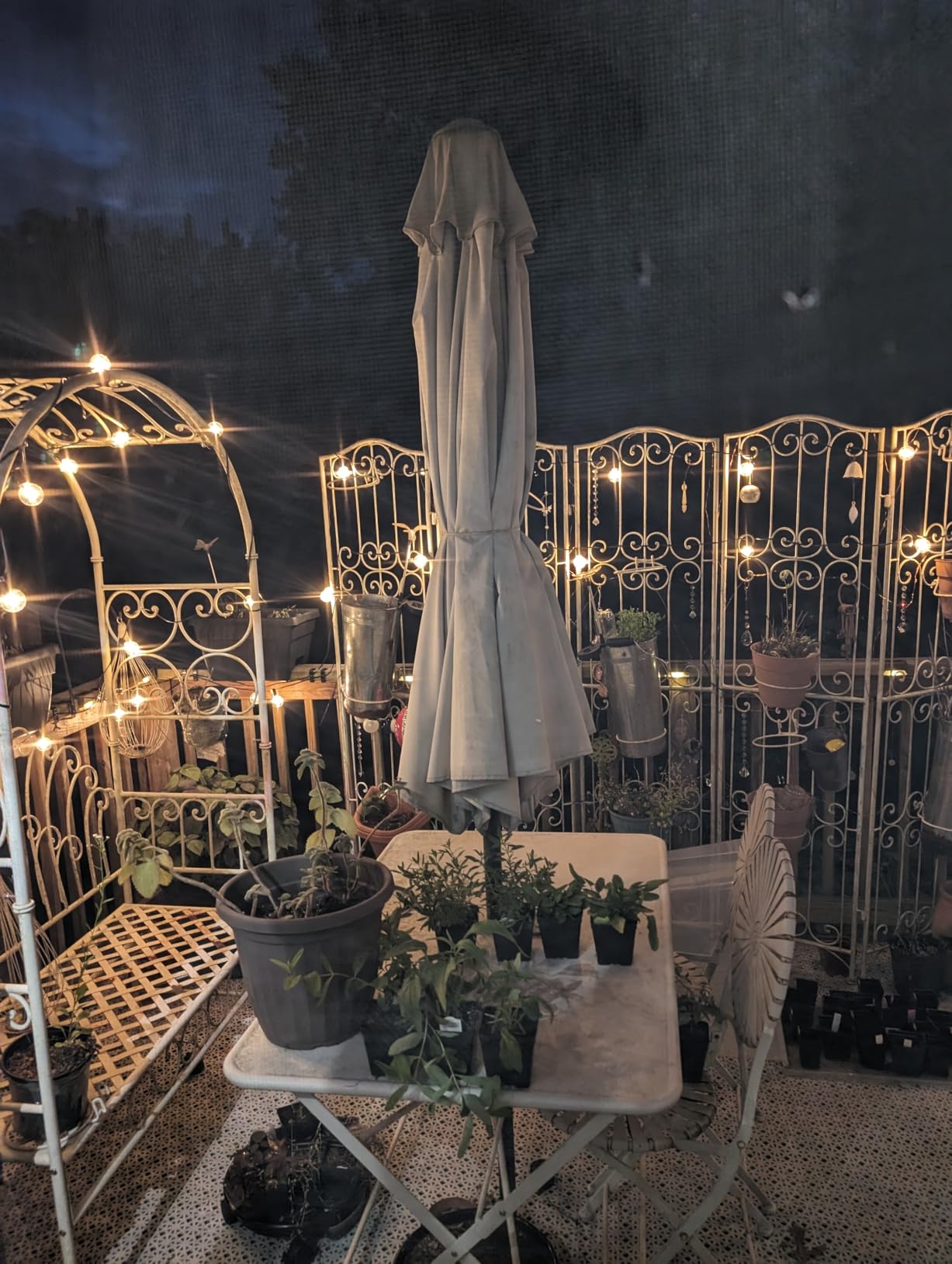 GLUROO Outdoor String Lights 100FT, Smart APP & Remote Control Dimmable Patio Lights with Timer, Plug in LED String Lights 2700K Warm White for Outside Backyard, Yard, Gazebo, Deck, Porch customer photo 2