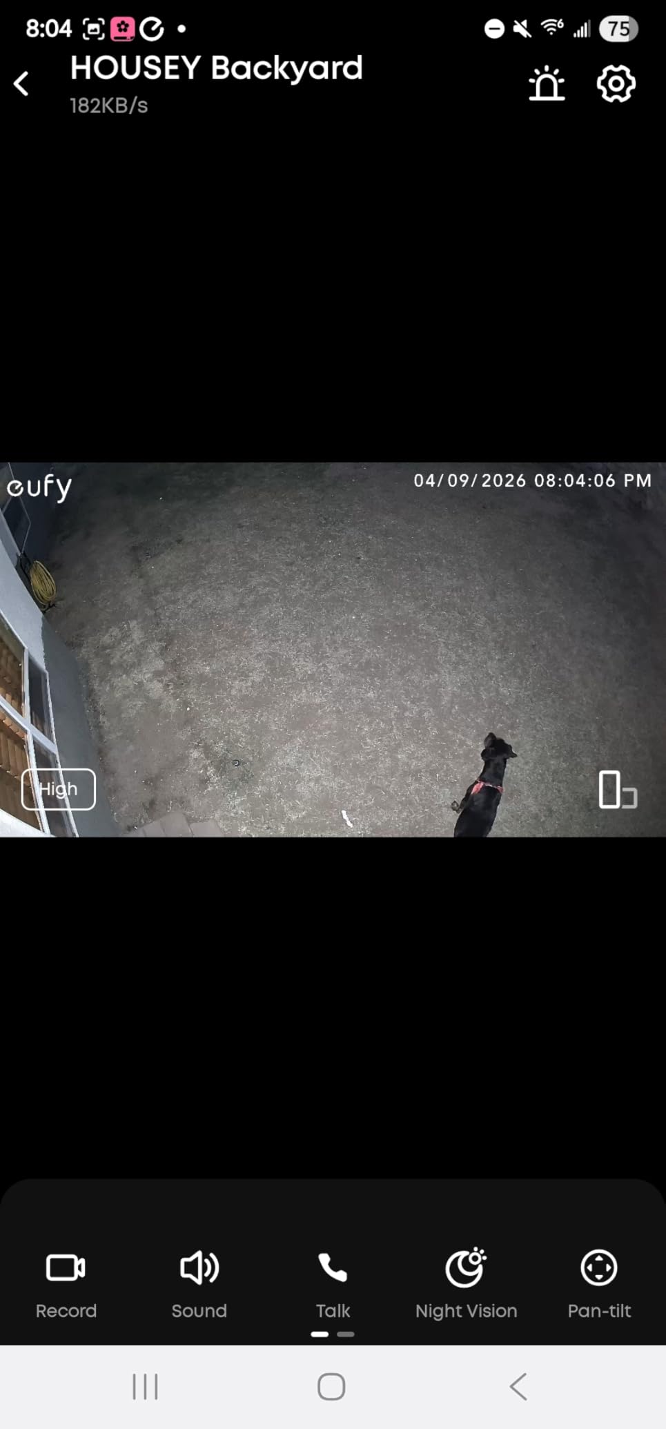 eufy Security eufyCam C37, 4K Solar Camera, 360° Pan&Tilt Auto AI Tracking customer photo 2