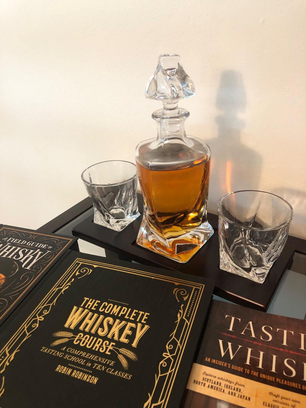 A Field Guide to Whisky: An Expert Compendium to Take Your Passion and Knowledge to the Next Level (Revised and Updated) customer photo 2