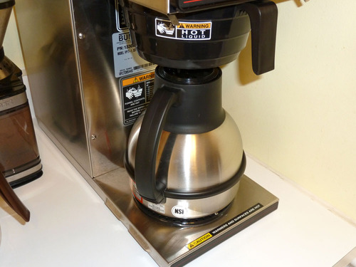 BUNN 13300.0001 VP17-1SS Pourover Coffee Brewer with 1-Warmer, Stainless Steel, Silver, Standard customer photo 1