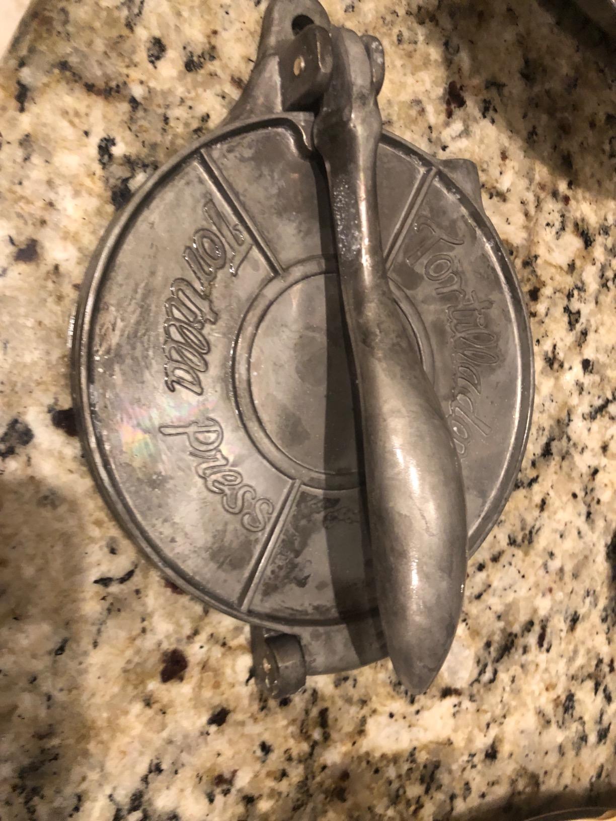 HIC Kitchen Taco Making Tools, Tortilla Press, Heavyweight Aluminum, Forms 6-Inch Tortillas and Artisan Flatbreads customer photo 1