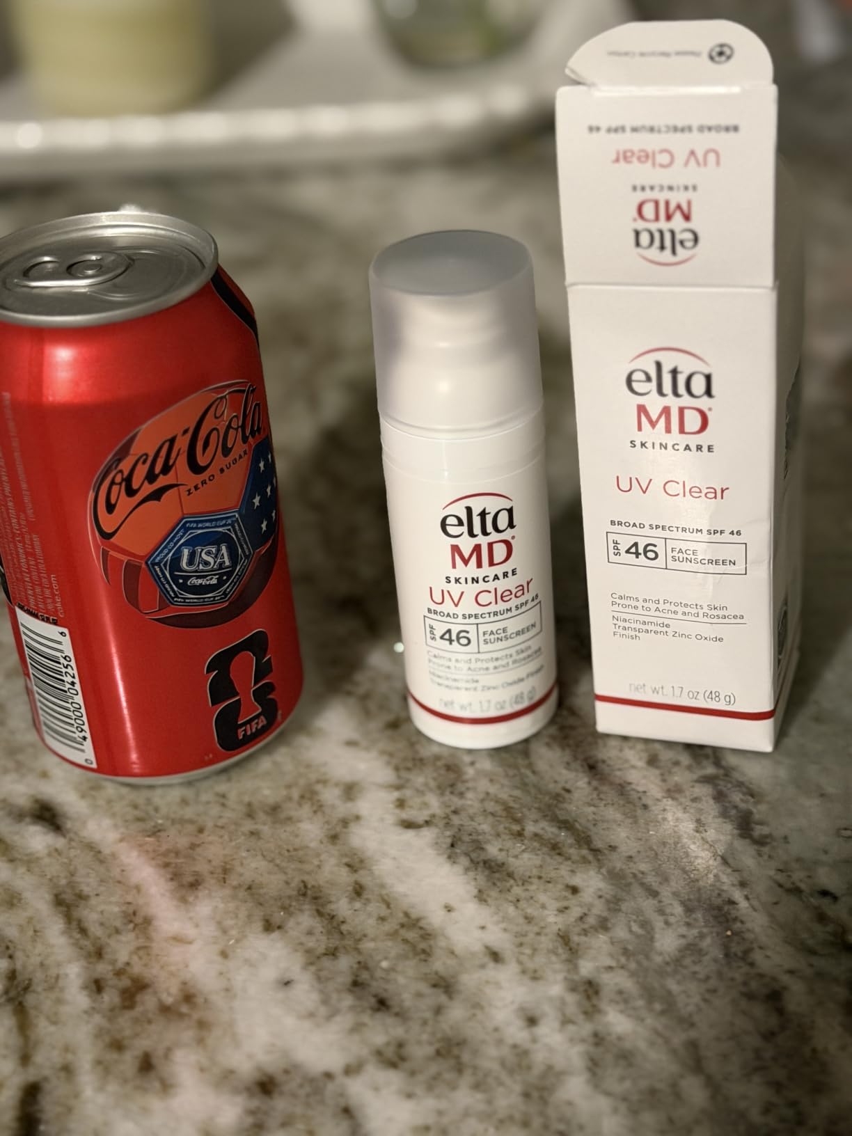 EltaMD UV Clear Face Sunscreen with Zinc Oxide, Oil-Free, SPF 46 and SPF 50 customer photo 2