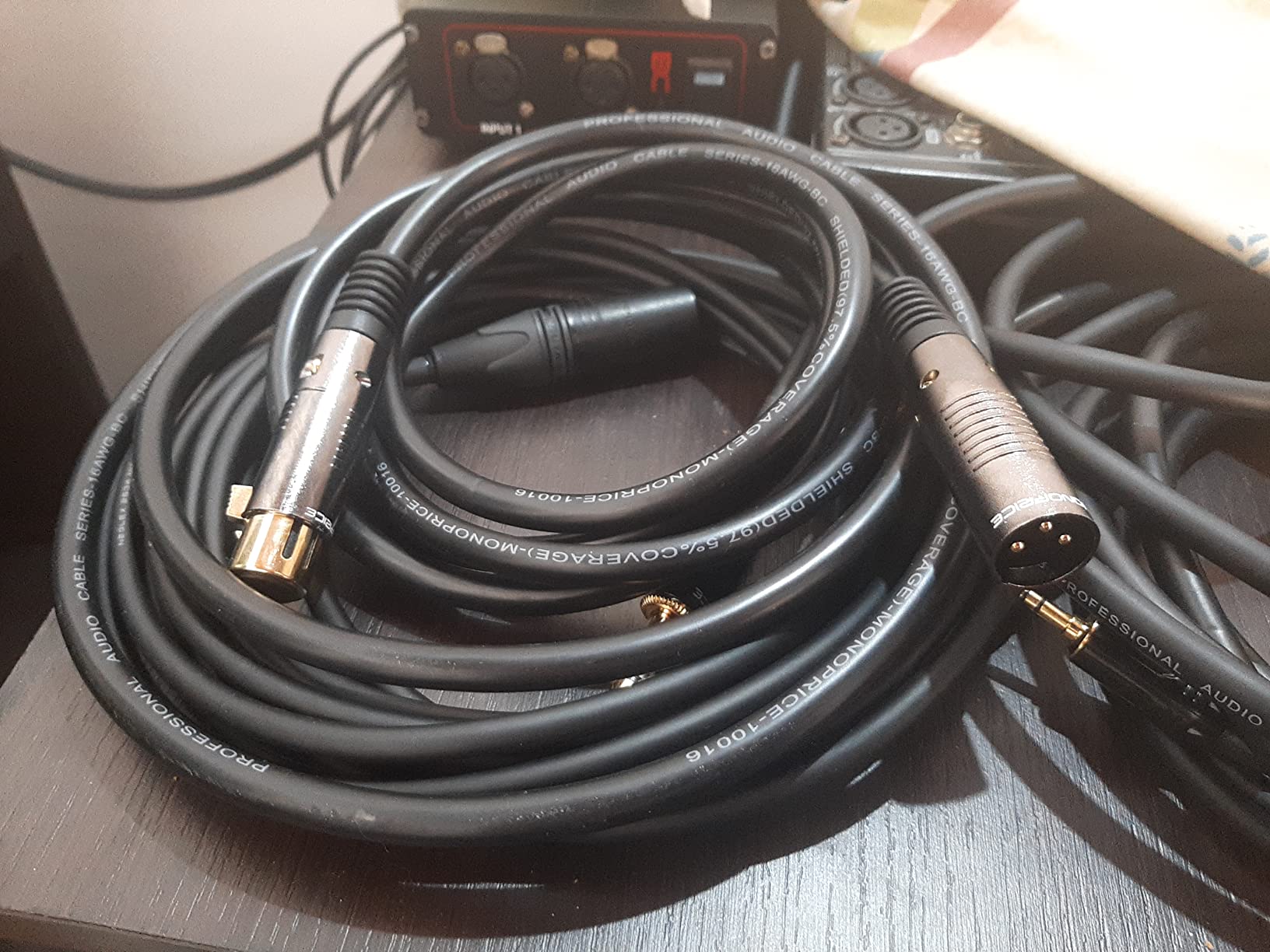 Monoprice XLR Male to XLR Female Cable - 6 Feet - Black, 16AWG, Gold Plated, Microphone & Interconnect - Stage Right Series customer photo 1