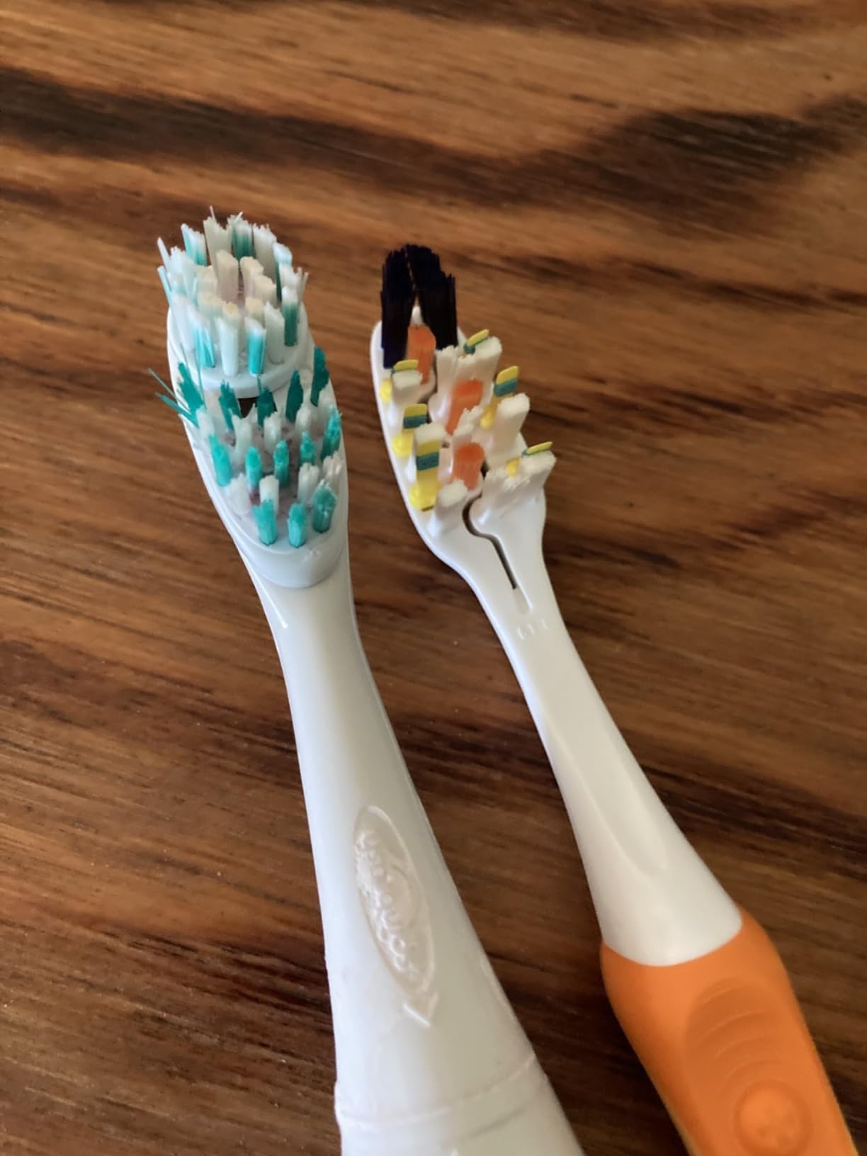 Oral-B Pulsar Pro-Health Expert Clean, Battery electric toothbrush, 2 count MEDIUM toothbrush pack, removes plaque, travel essentials tooth brush customer photo 2