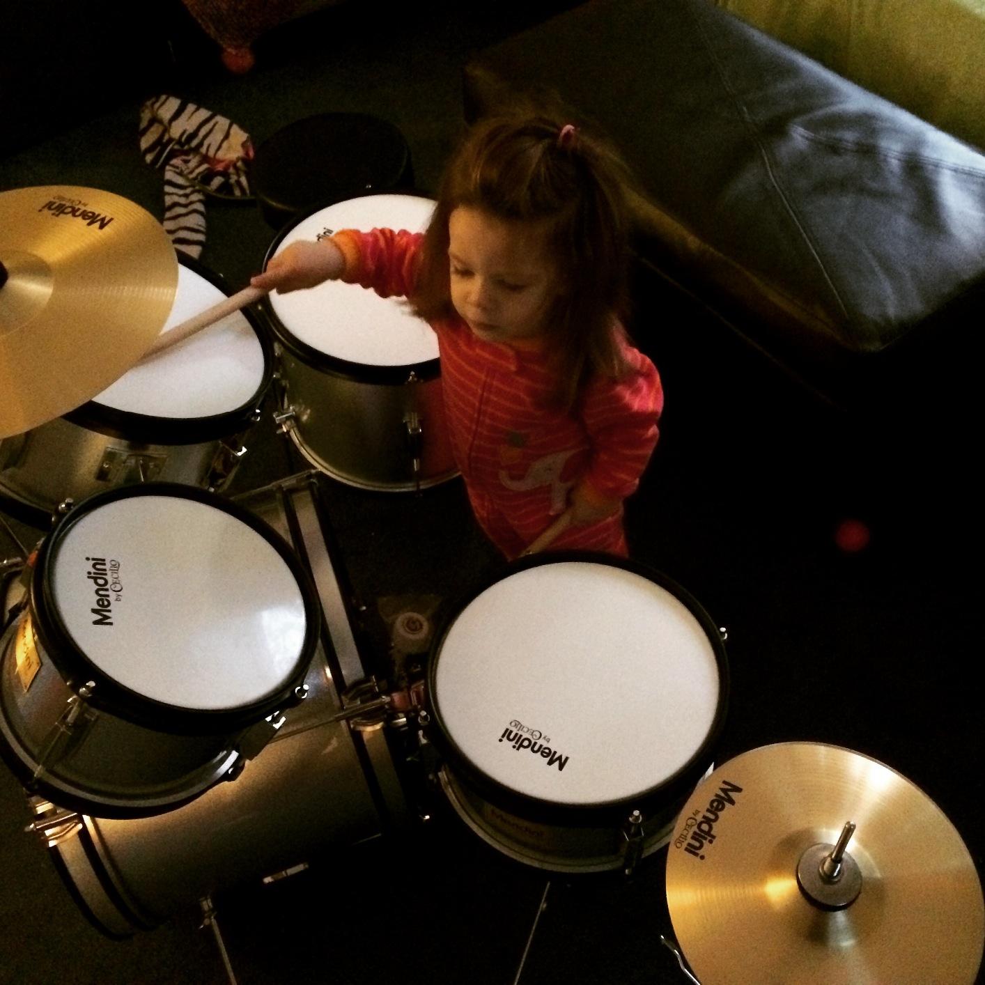 Mendini by Cecilio 5 Piece 16 Inch Junior Drums Set - Metallic Blue customer photo 2