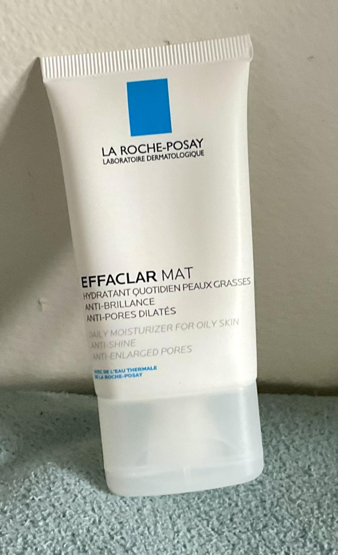 La Roche-Posay Effaclar Mat Oil Free Face Moisturizer for Oily Skin customer photo 2