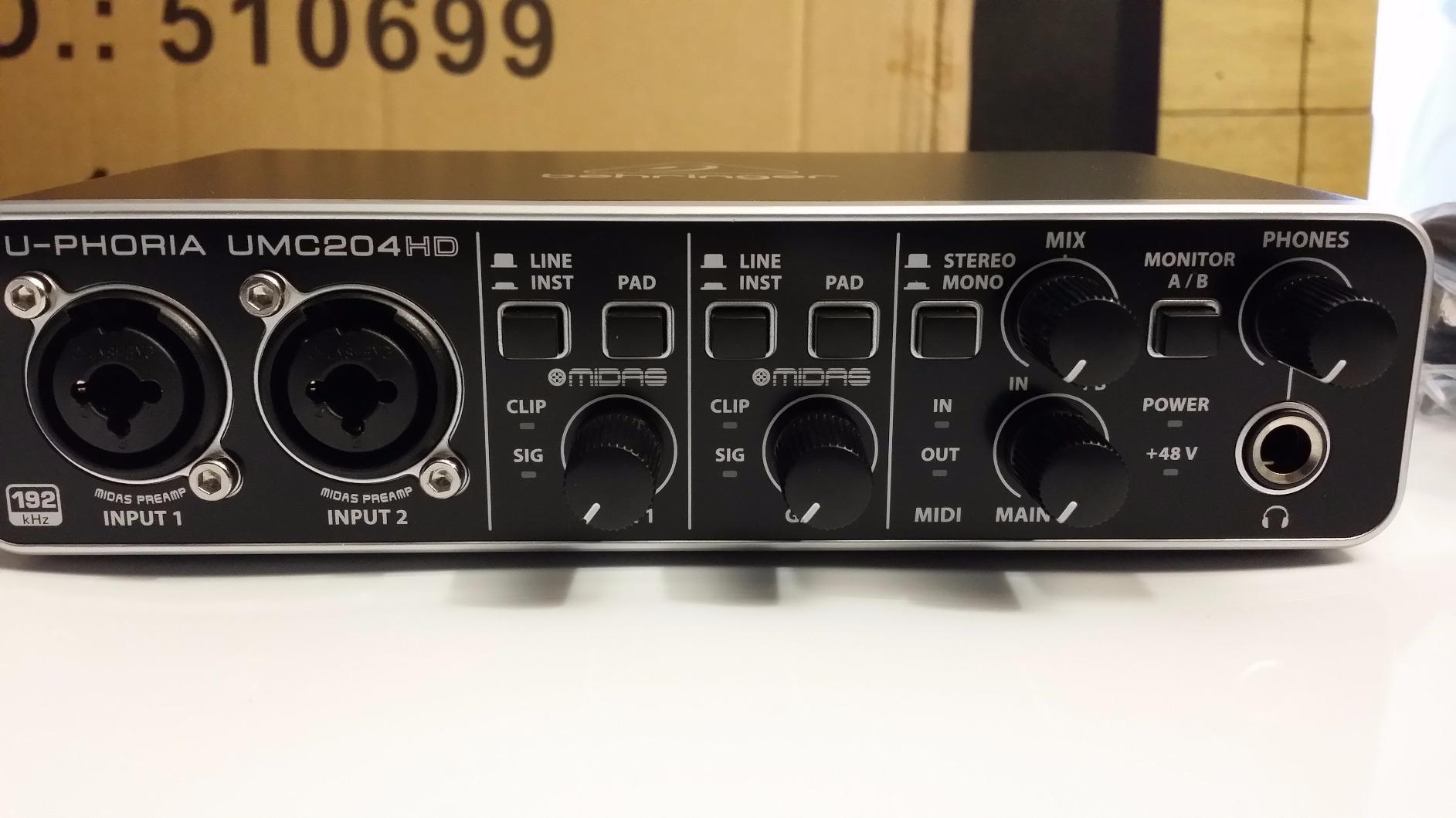 Behringer UMC204HD Audiophile 2x4, 24-Bit/192 kHz USB Audio/MIDI Interface with Midas Mic Preamplifiers | For Recording Microphones and Instruments customer photo 1