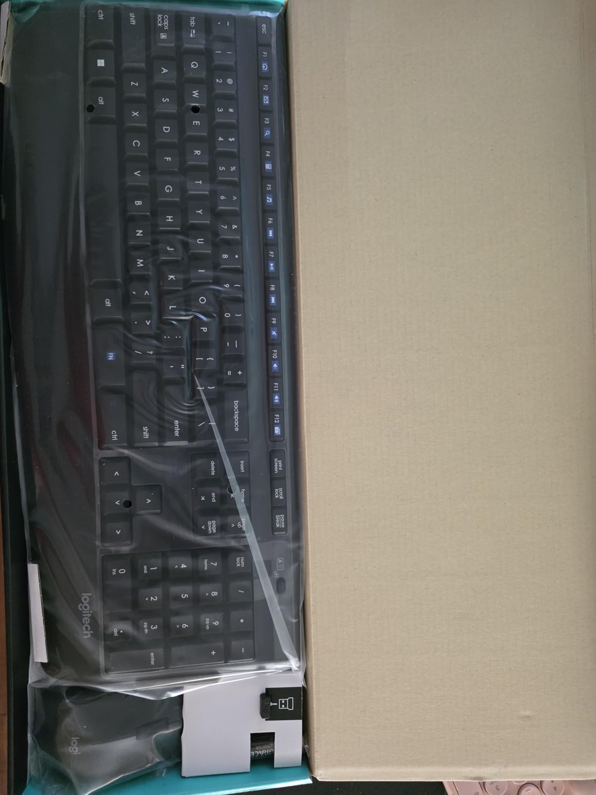 Logitech MK345 Full Size Wireless Keyboard and Mouse Combo - Black customer photo 1