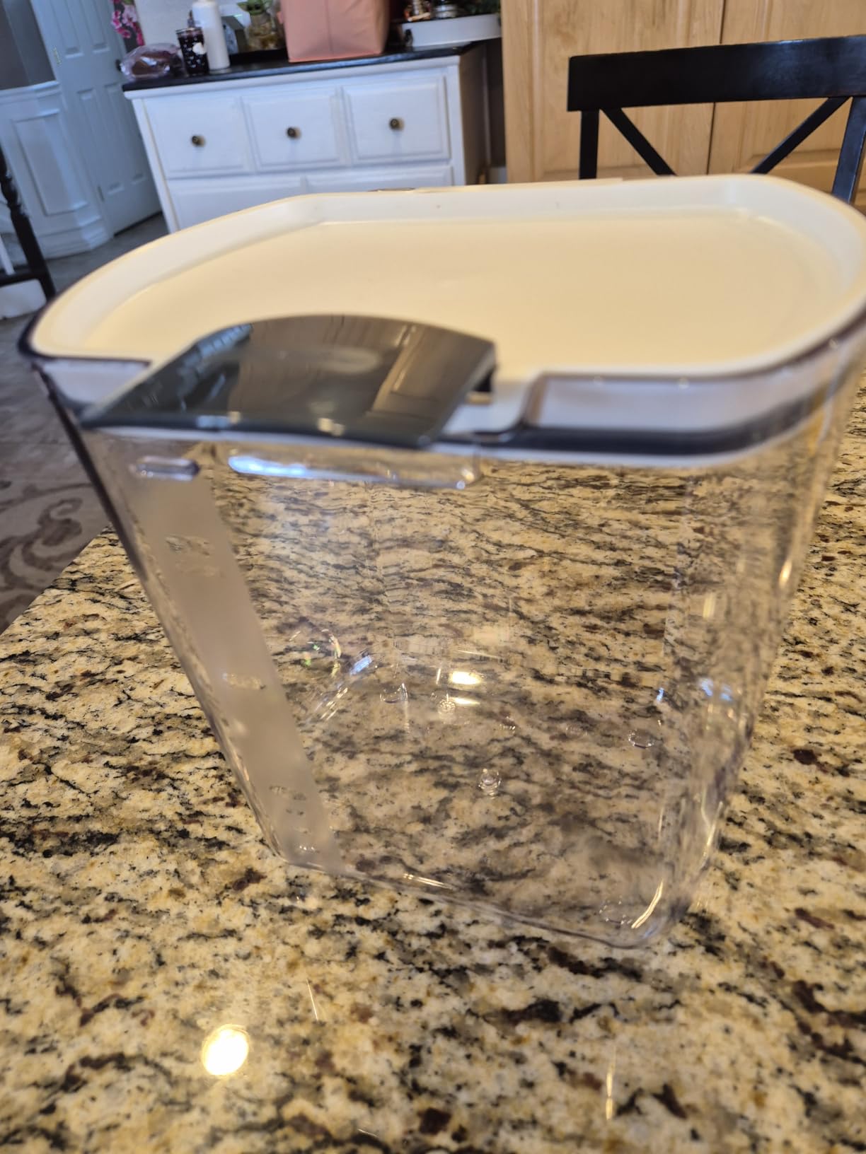 ProKeeper Flour Storage Container with Airtight Lid, 4-Quart Capacity customer photo 2