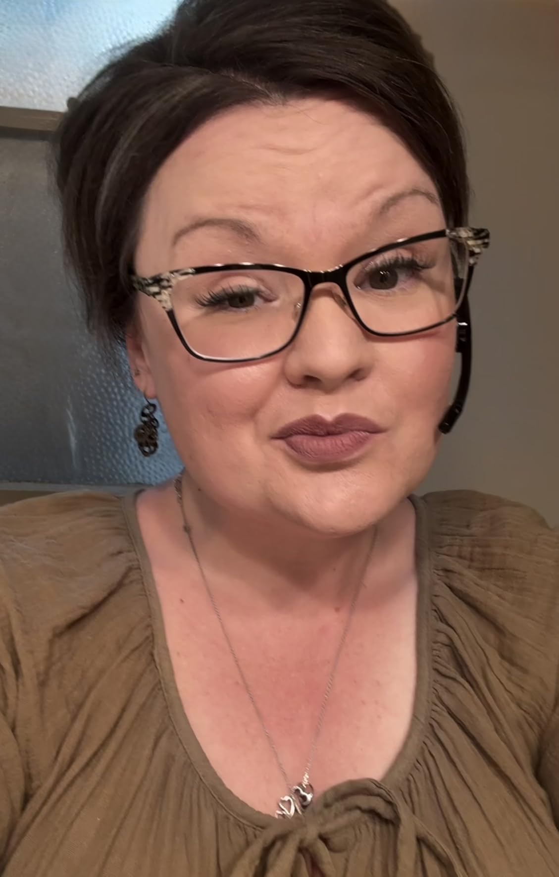 COVERGIRL Simply Ageless 3-in-1 Foundation - 225 Buff Beige customer photo 1