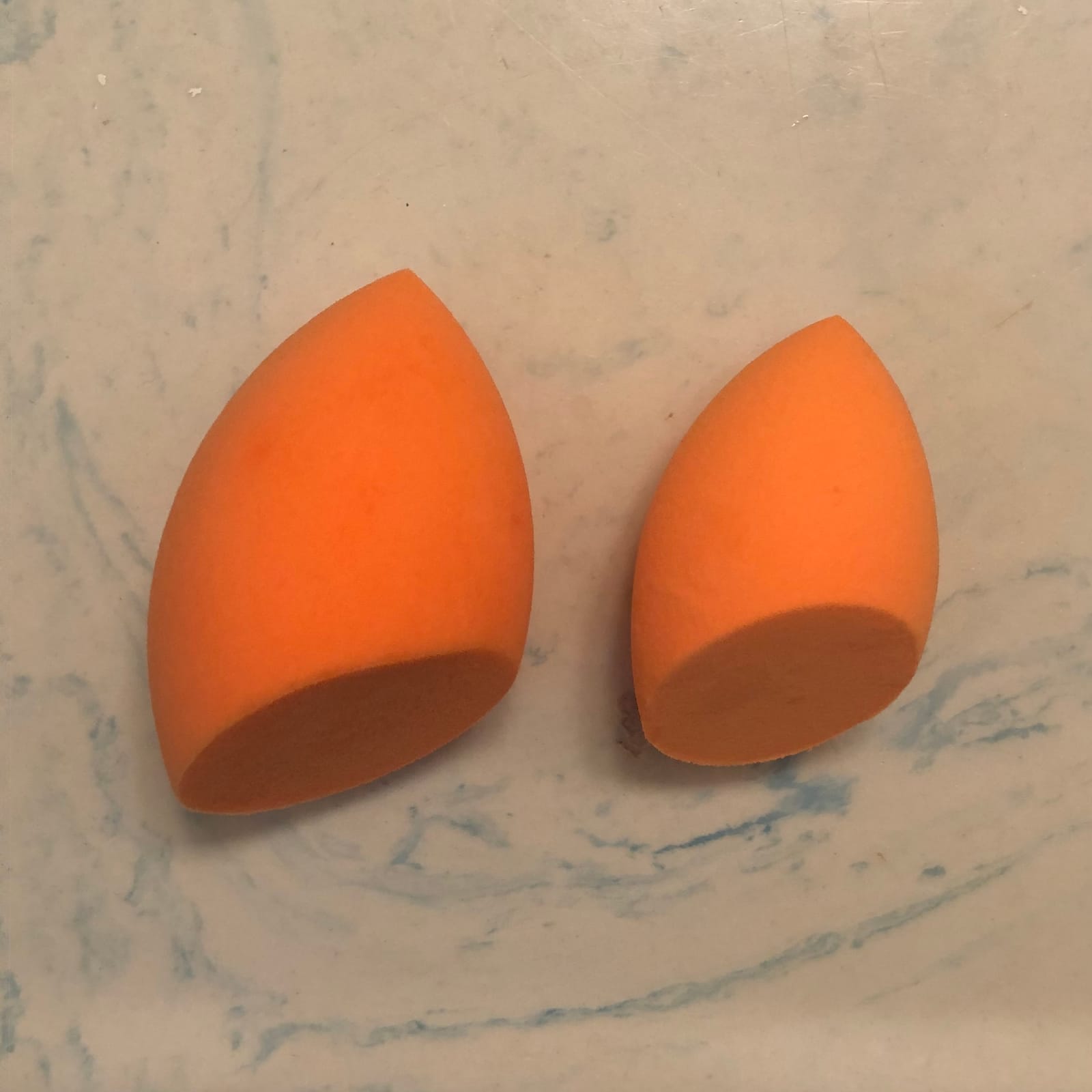 Real Techniques Miracle Complexion Sponge, 4 Pack, Makeup Blending Sponges customer photo 2