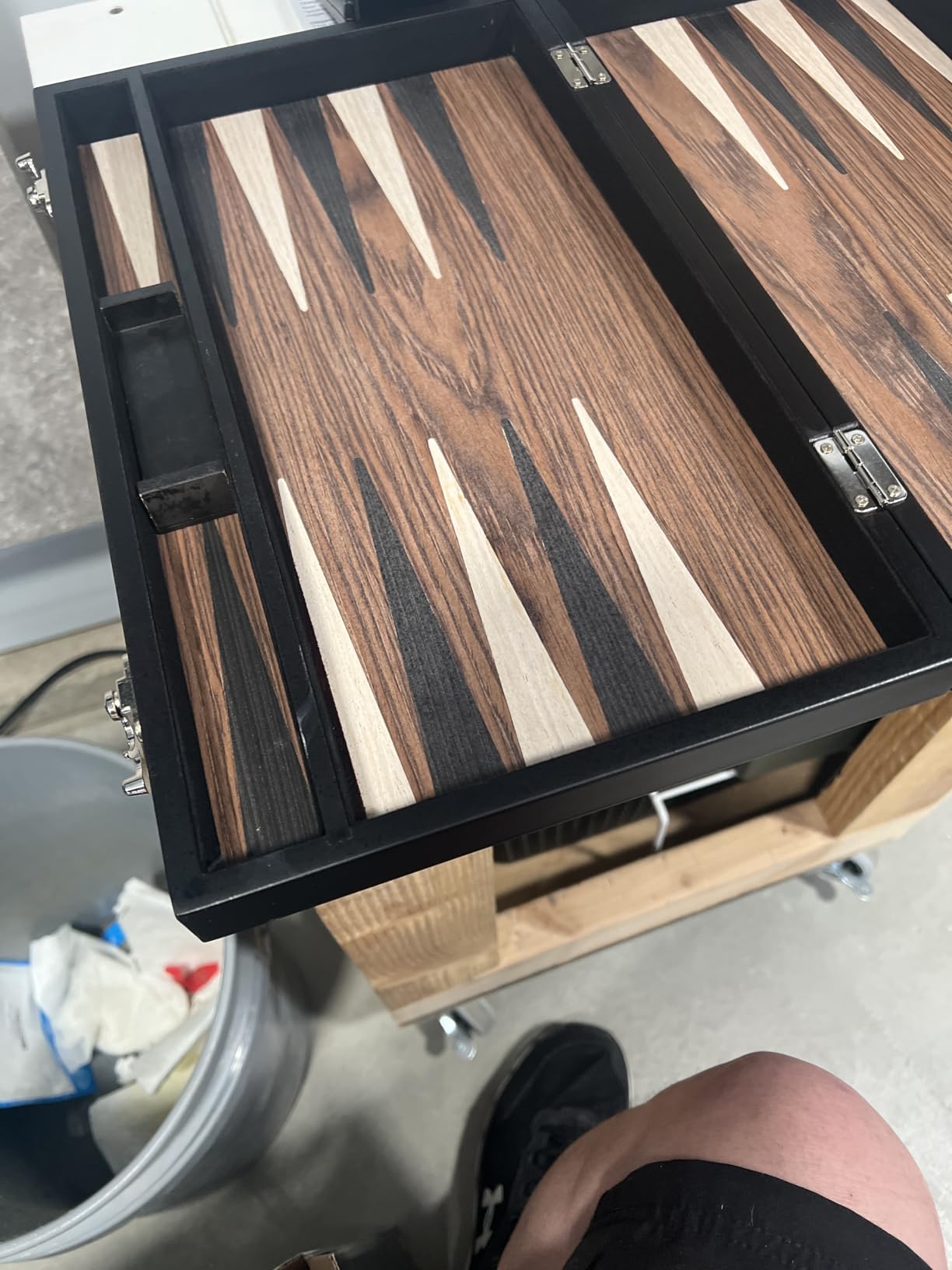 Merchant Ambassador Craftsman Deluxe Backgammon Set customer photo 2