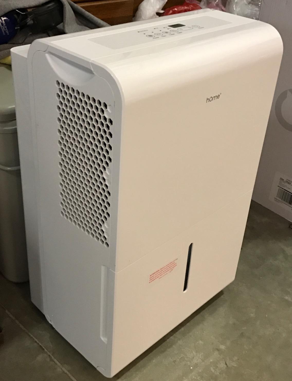 hOmeLabs Dehumidifier 4,500 Sq Ft 32 Pint (MAX 80 Pint at 95°F, 90% RH) customer photo 1