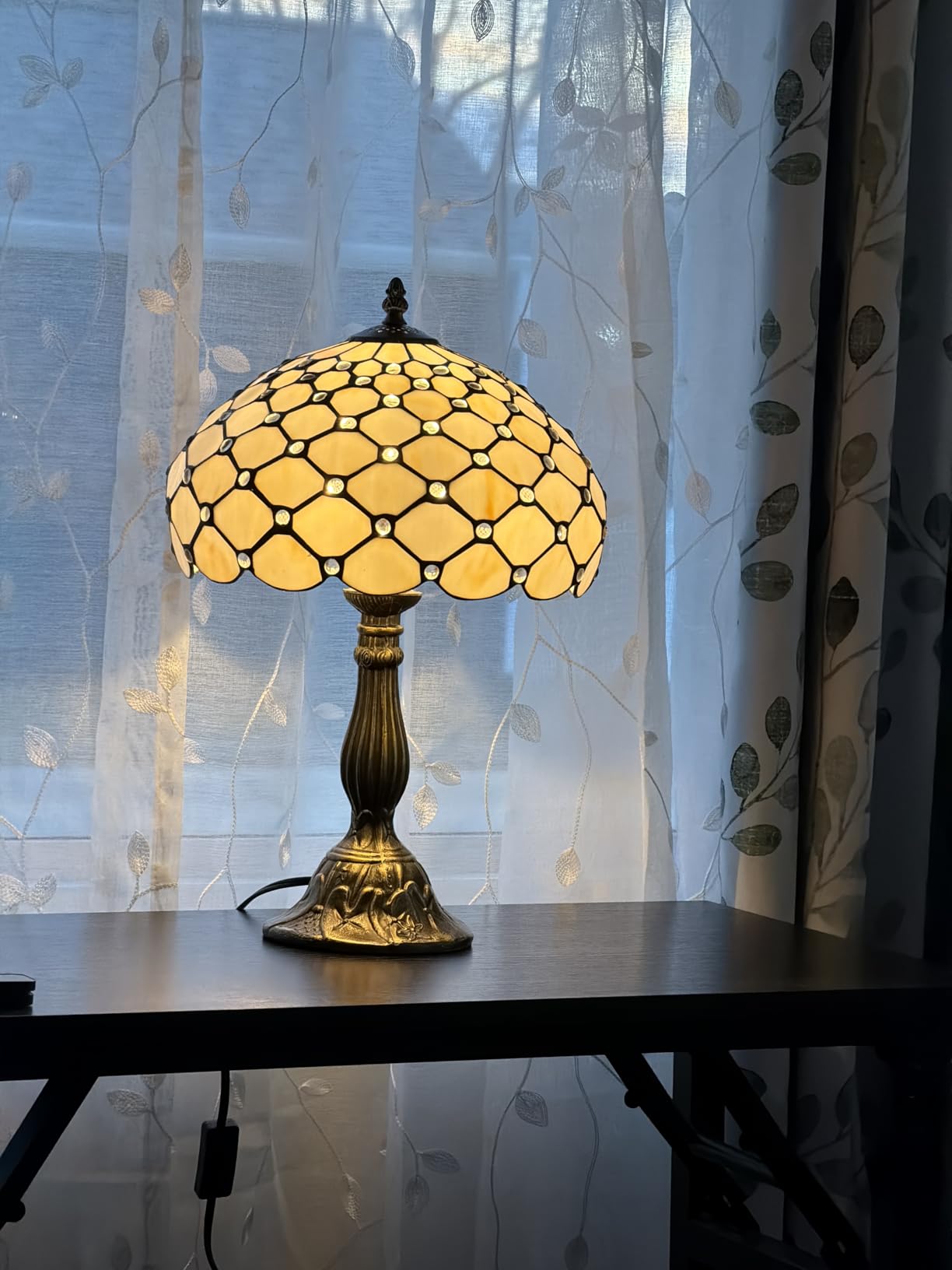 WERFACTORY Tiffany Lamp Cream Amber Stained Glass Bead Table Lamp 18 Inch customer photo 1