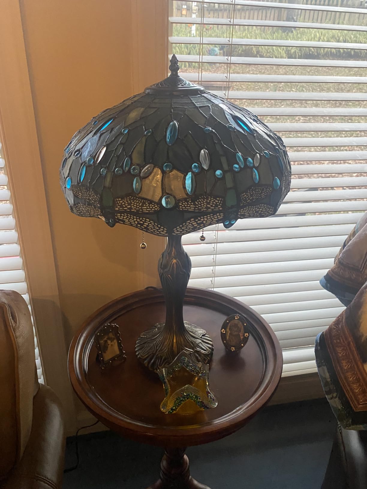 WERFACTORY Tiffany Lamp Stained Glass Bedside Table Lamp Desk Reading Light customer photo 2