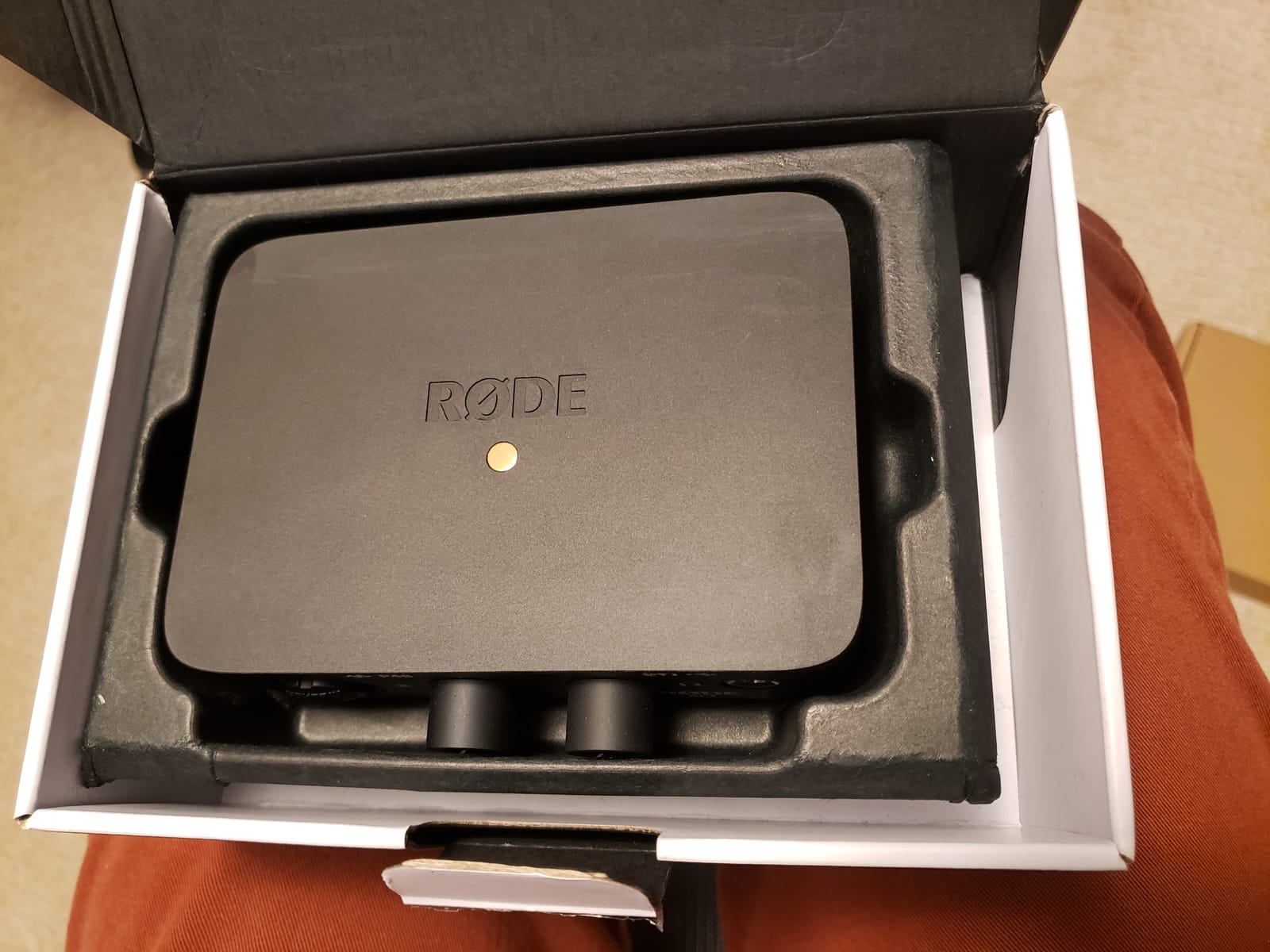 Rode AI-1 USB Audio Interface , Black customer photo 1