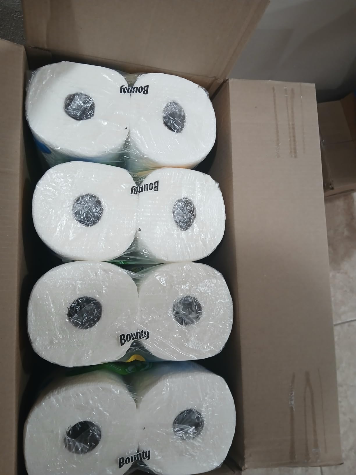 Bounty Paper Towels Quick Size, White, 16 Family Rolls = 40 Regular Rolls customer photo 2