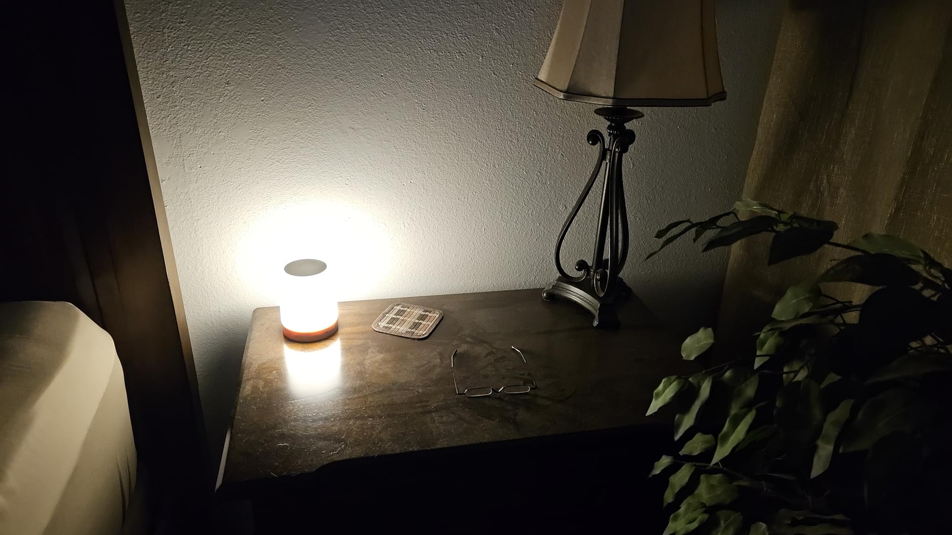 UNIFUN Bedside Touch Lamp Rechargeable Dimmable RGB LED Table Night Light customer photo 2