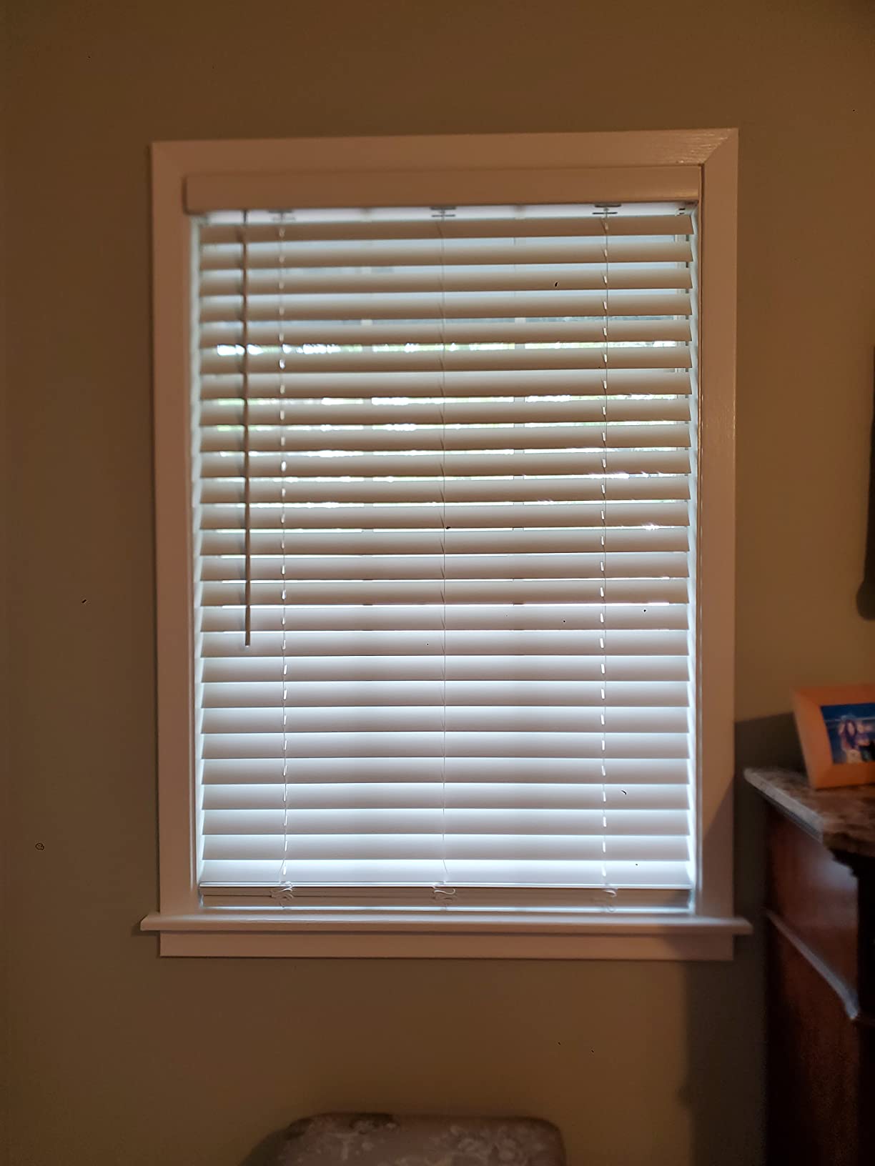 Cordless Room Darkening Plantation Blind, 36 x 64 in, Grey customer photo 2